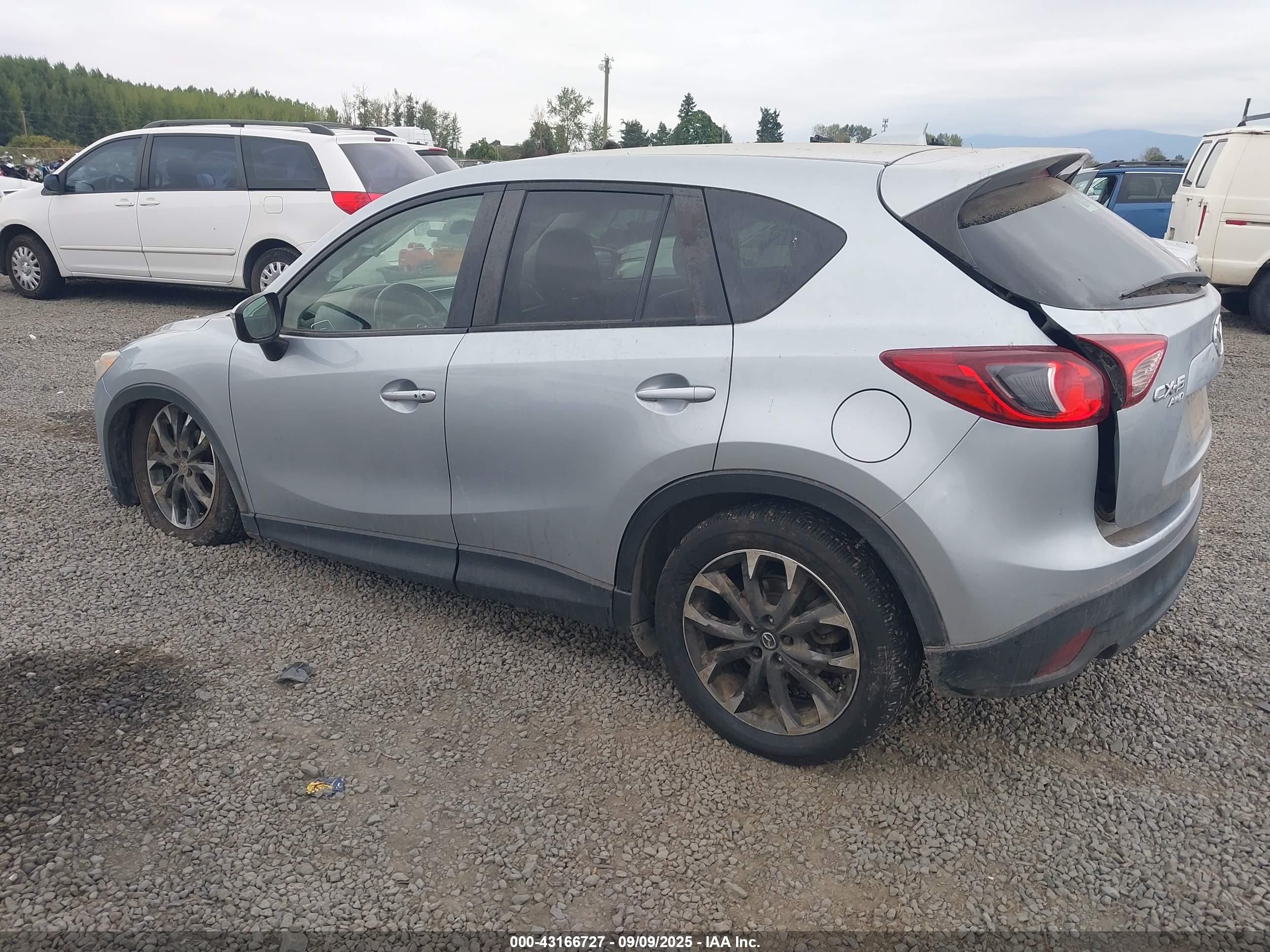 MAZDA CX-5 image 3
