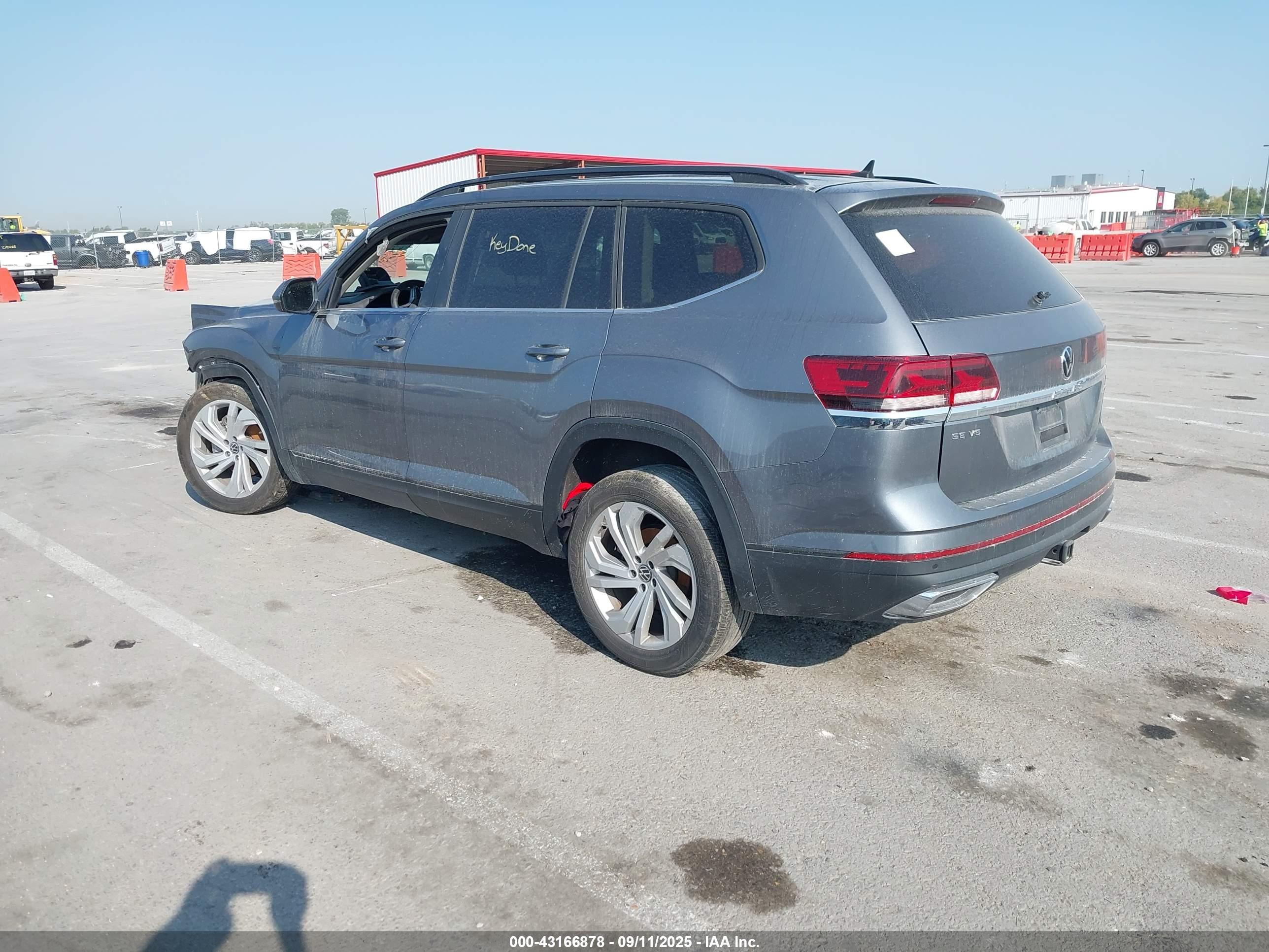 VOLKSWAGEN ATLAS image 3