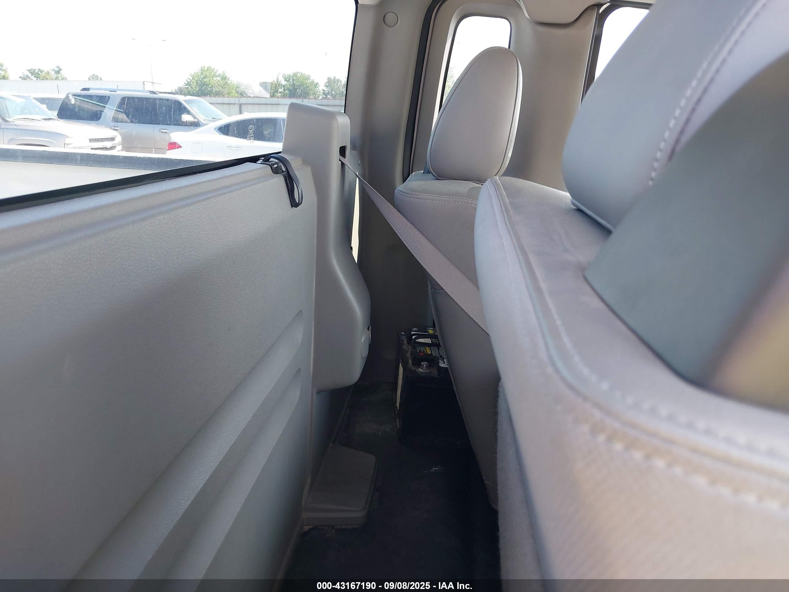 FORD F-150 image 8