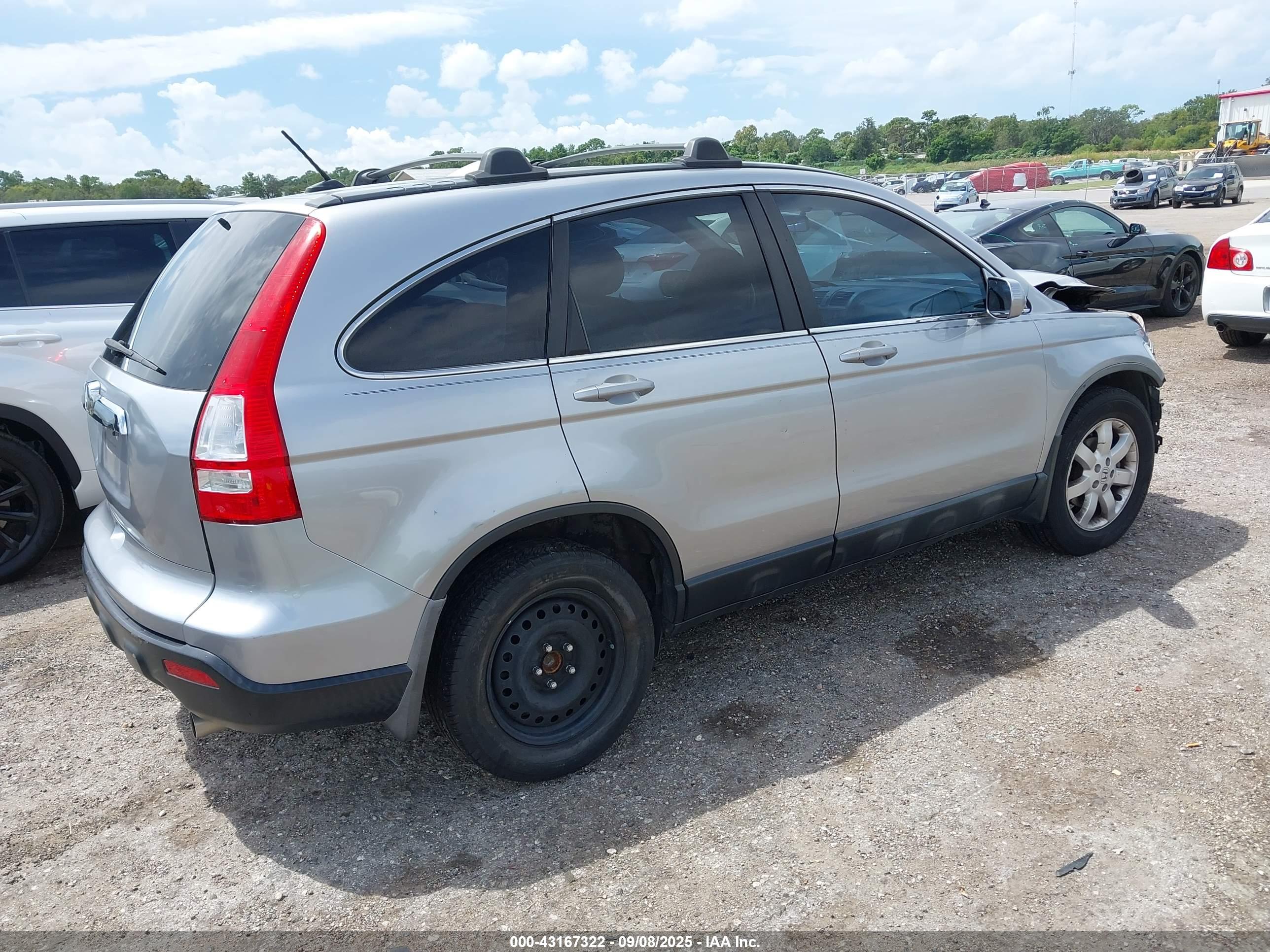 HONDA CR-V image 4