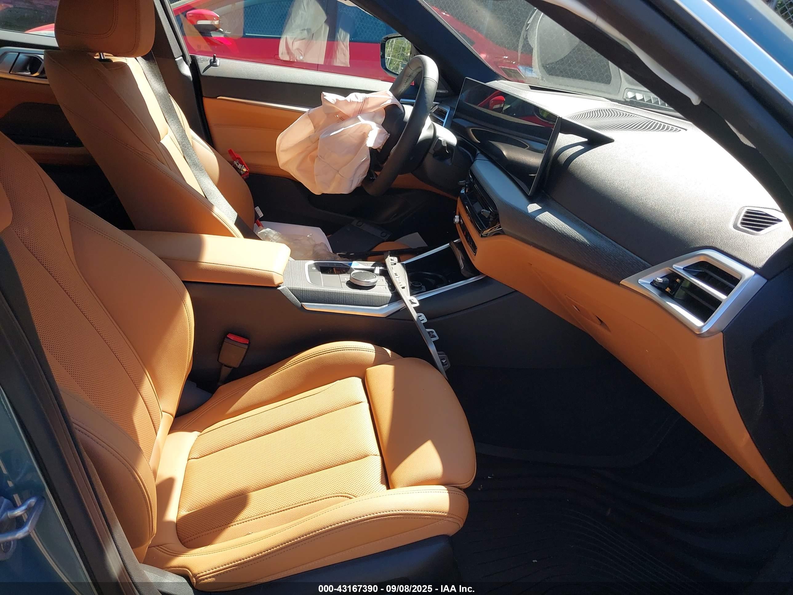 BMW I4 image 5