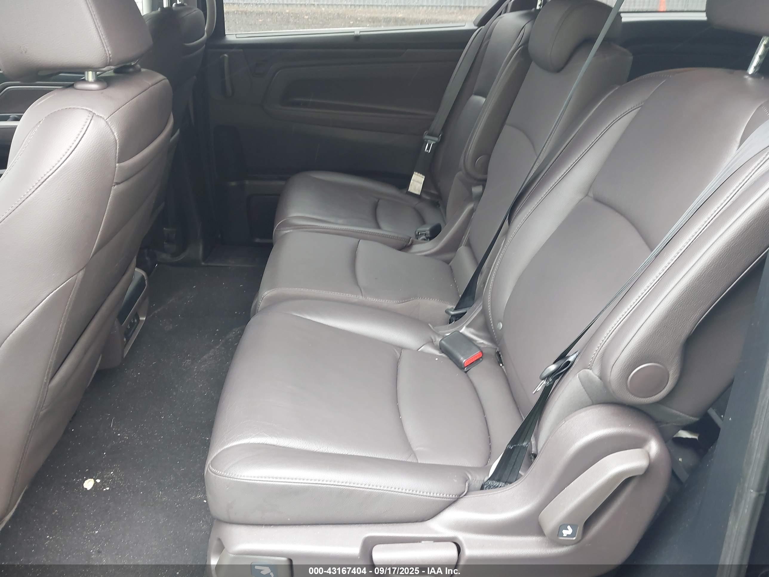HONDA ODYSSEY image 8