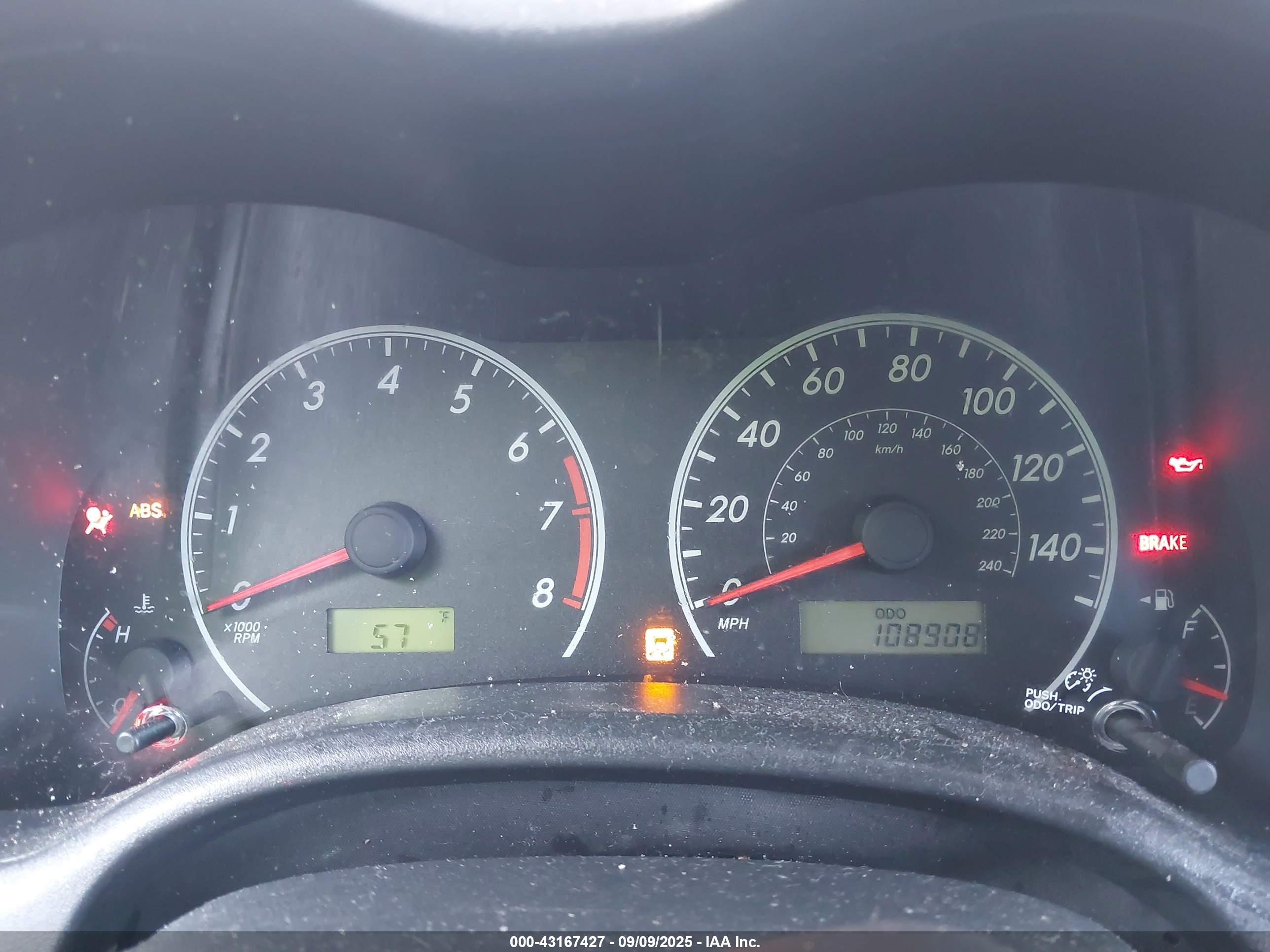 TOYOTA COROLLA image 7