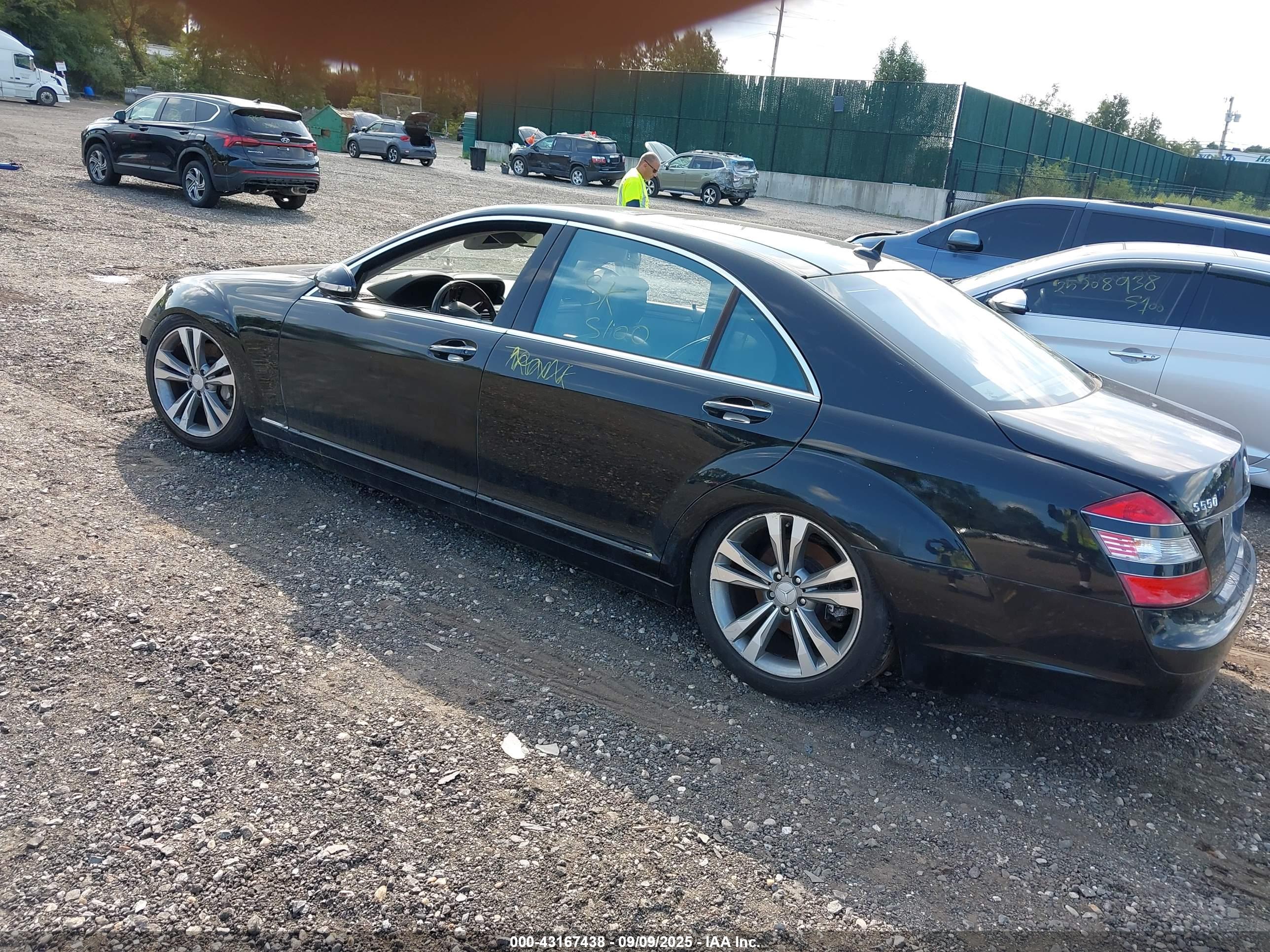 MERCEDES-BENZ S image 3