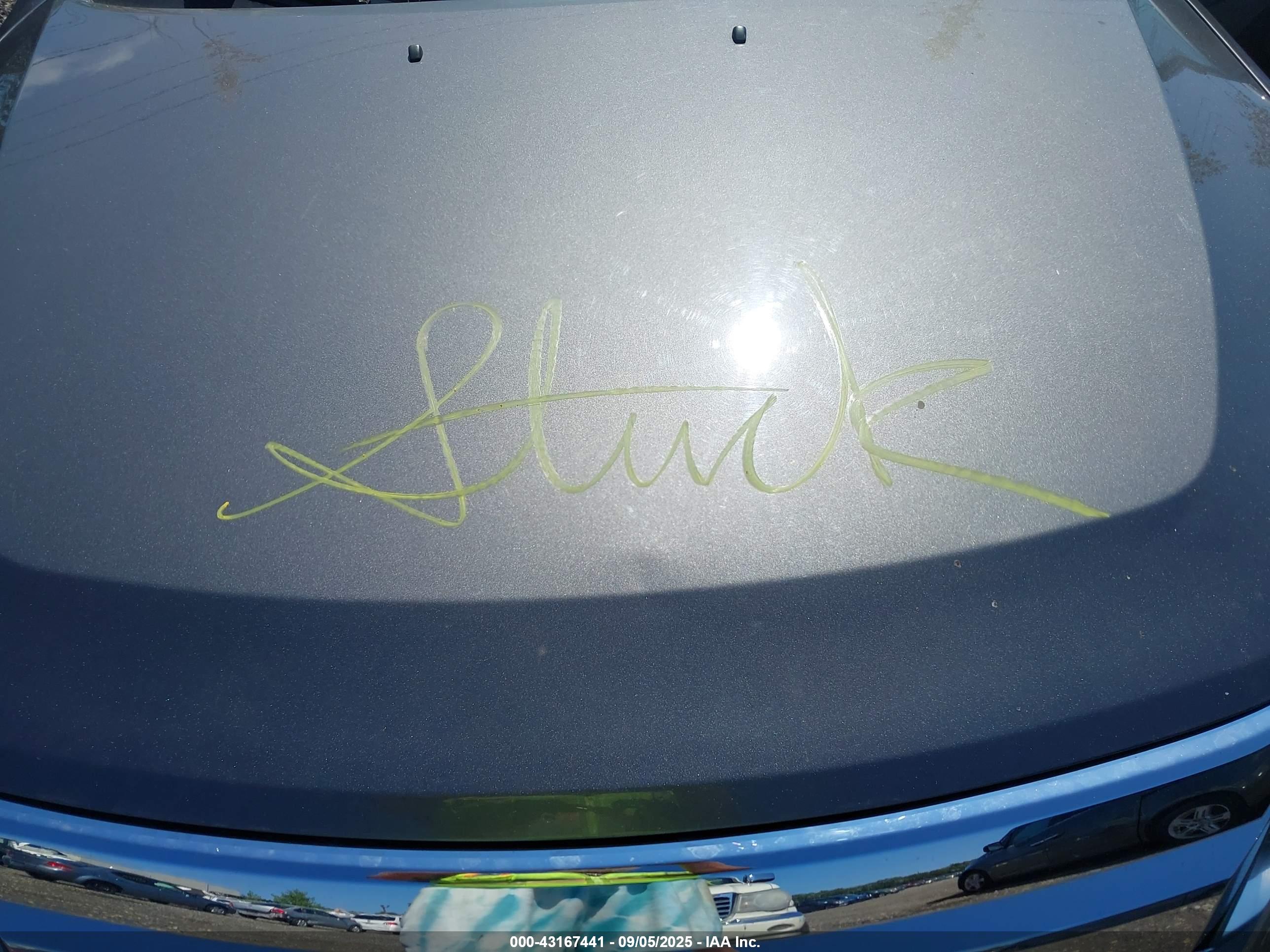 FORD FUSION image 10