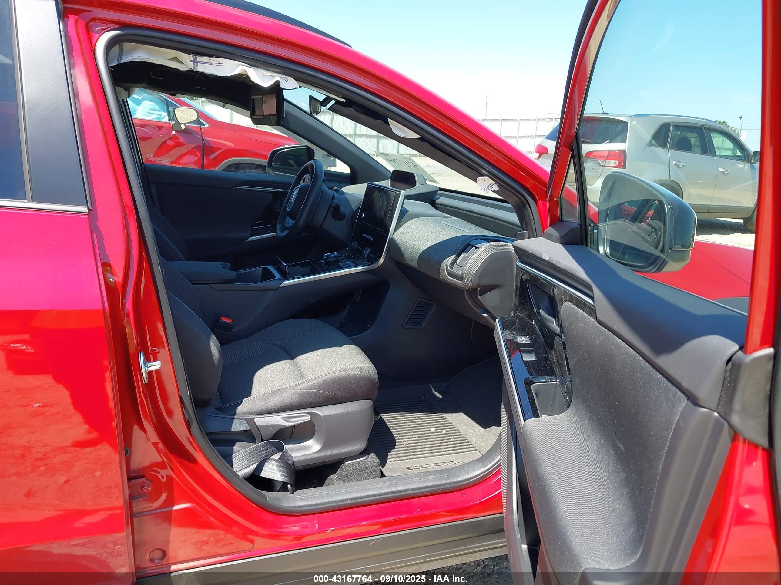 SUBARU SOLTERRA image 5
