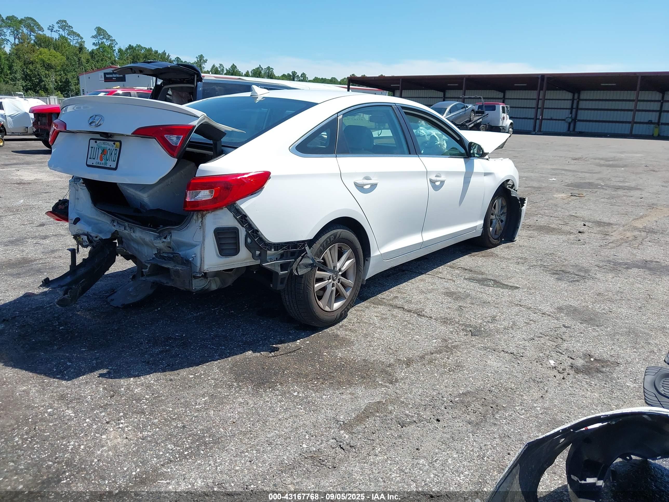 HYUNDAI SONATA image 4