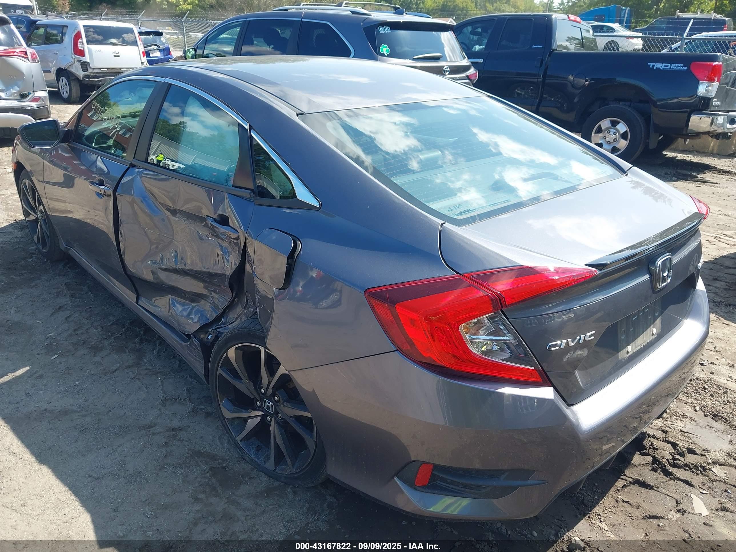 HONDA CIVIC image 3