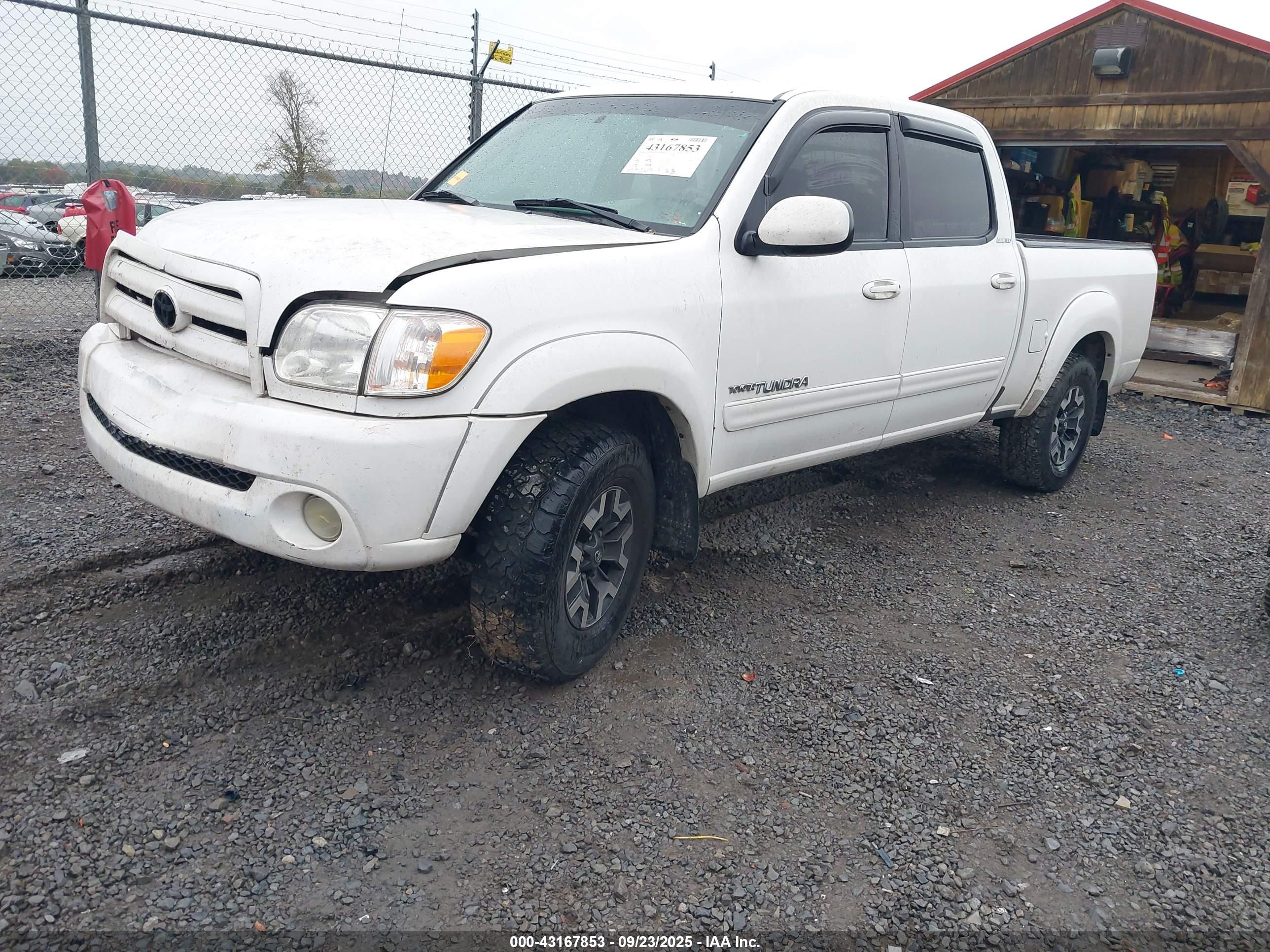 TOYOTA TUNDRA image 2
