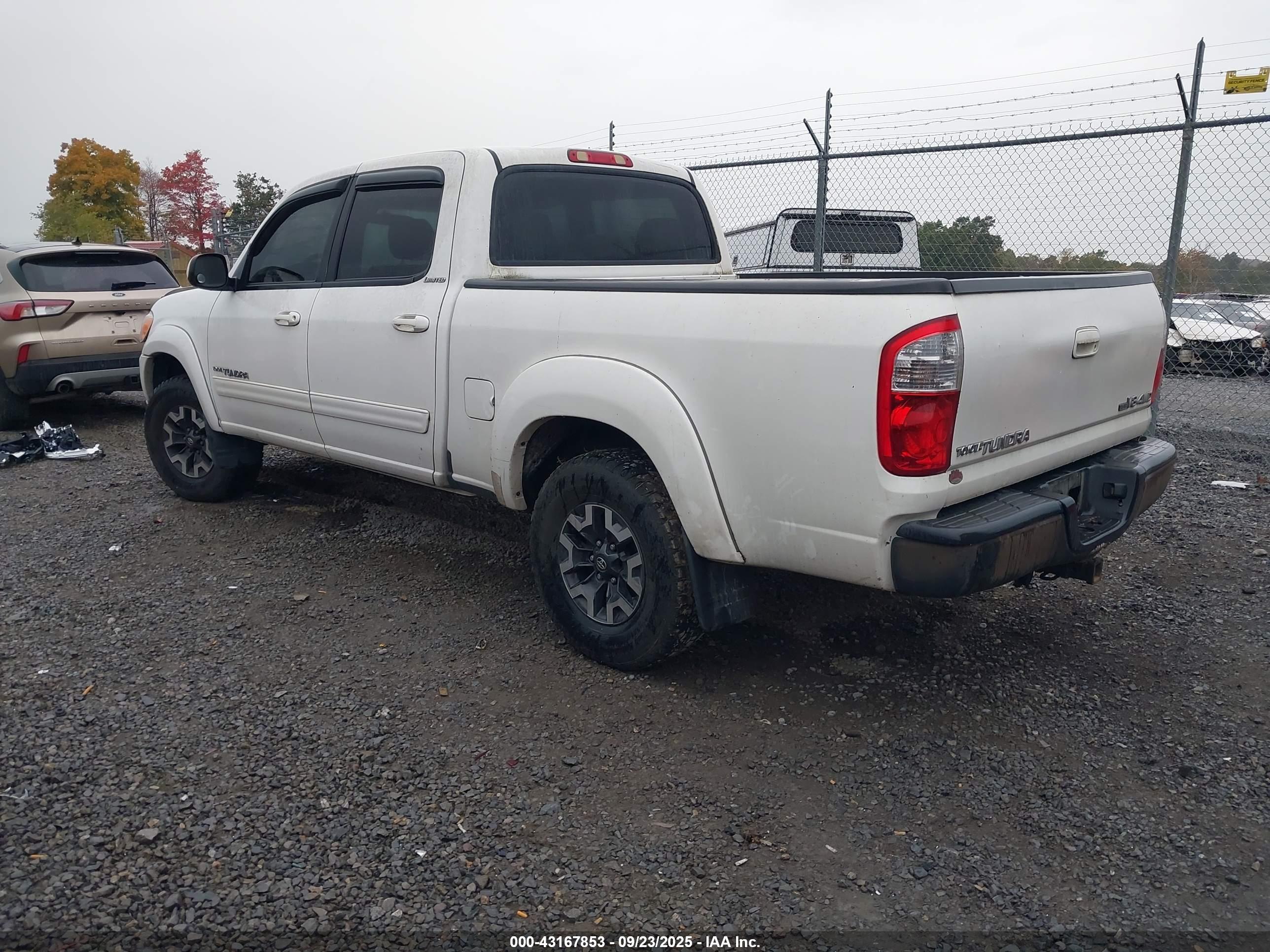 TOYOTA TUNDRA image 3