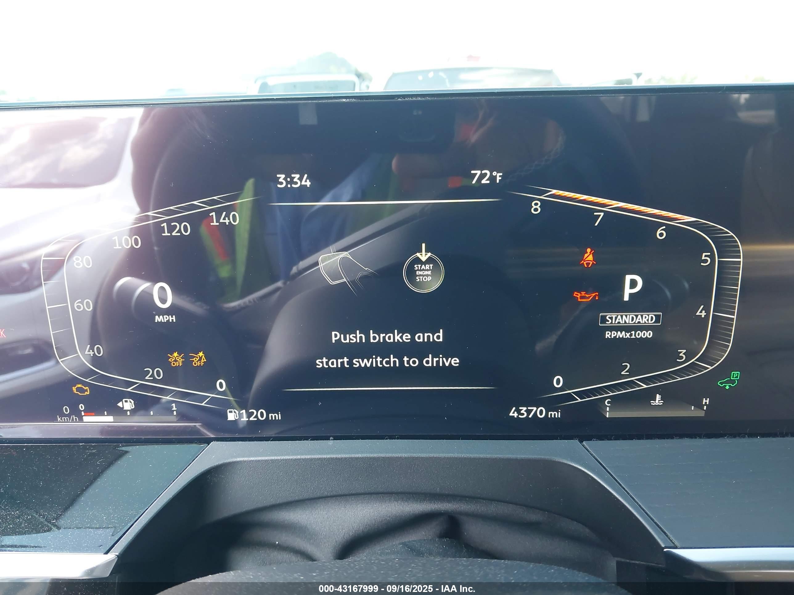 INFINITI QX80 image 7