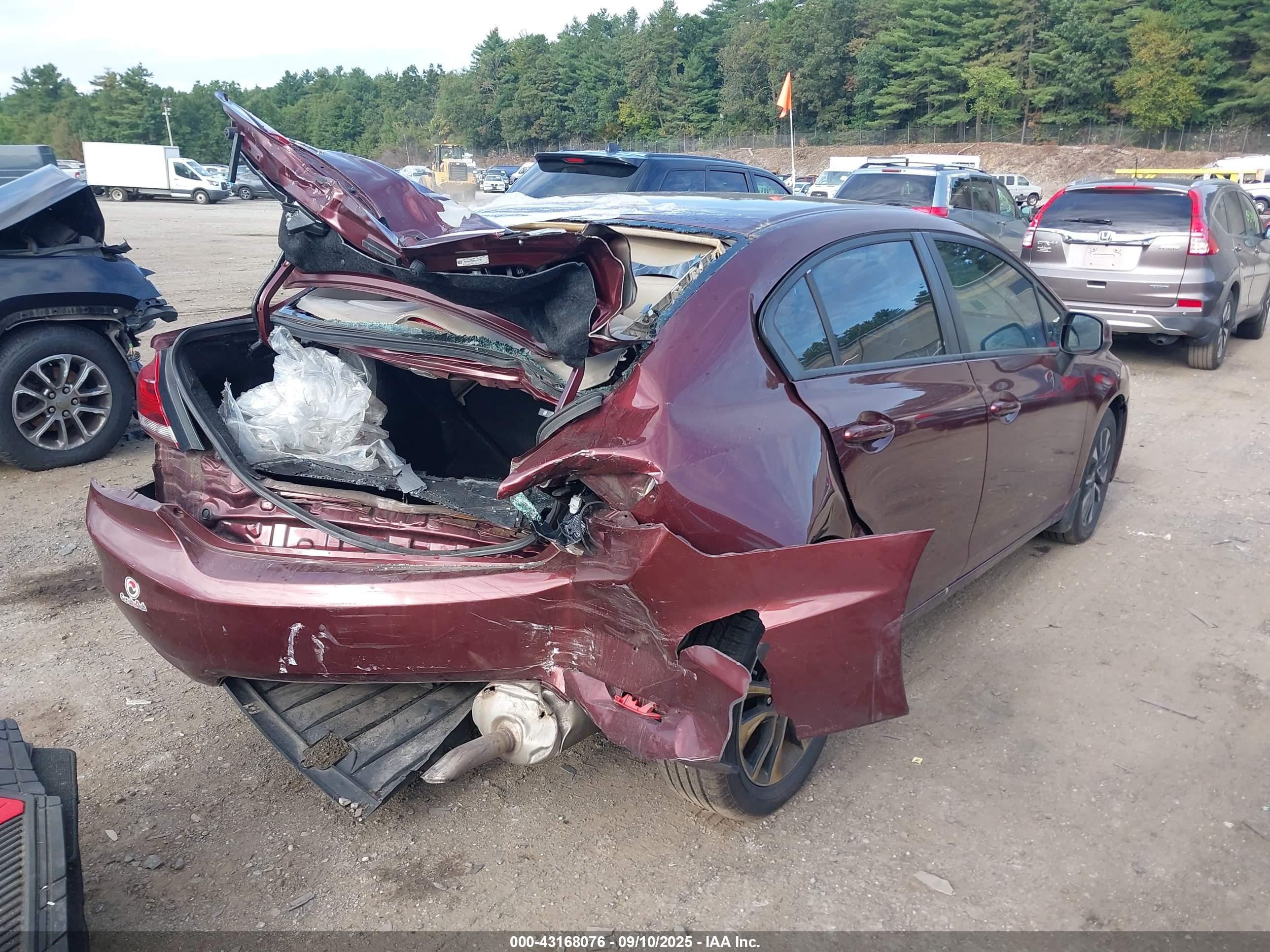 HONDA CIVIC image 4