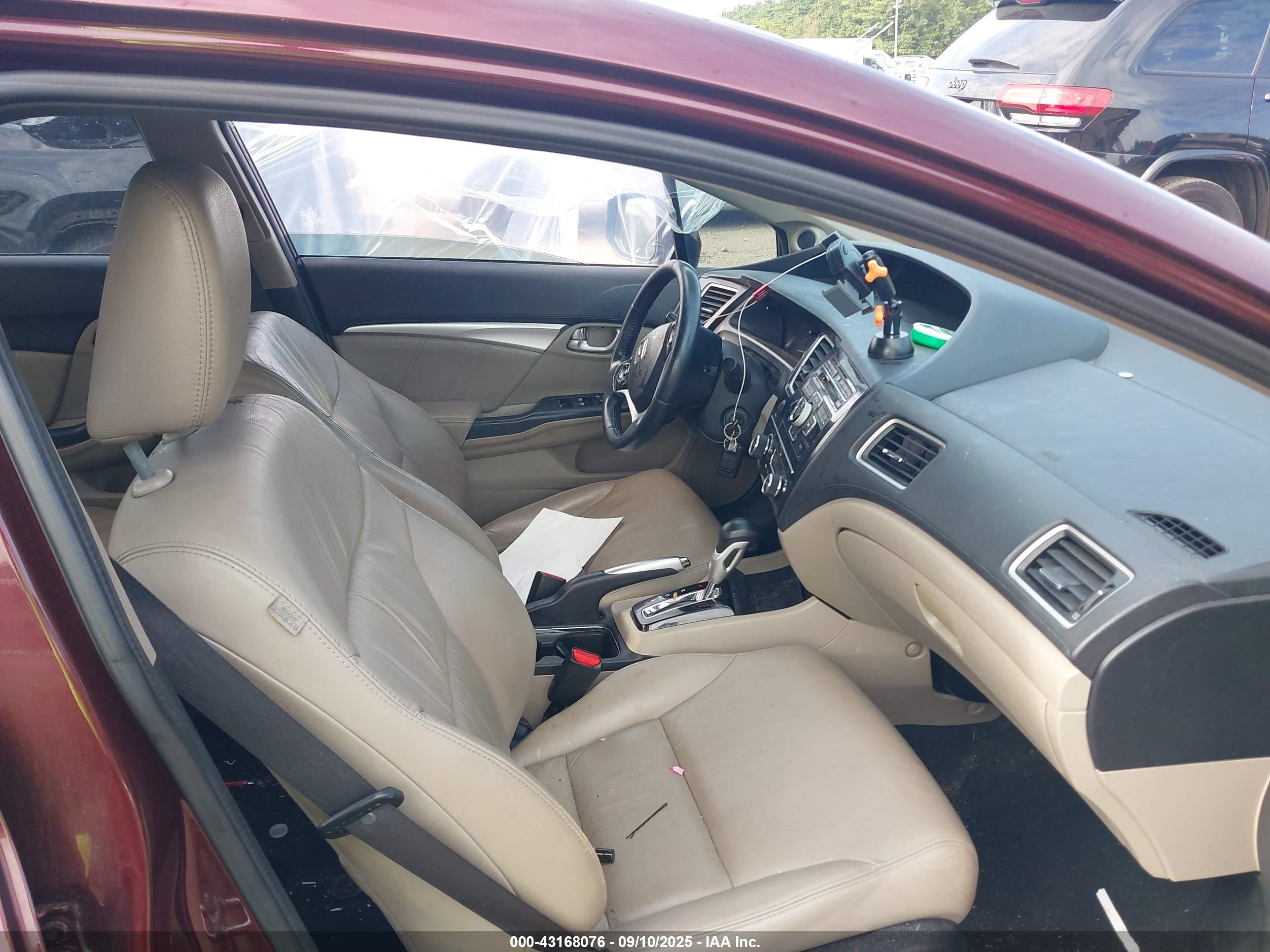HONDA CIVIC image 5