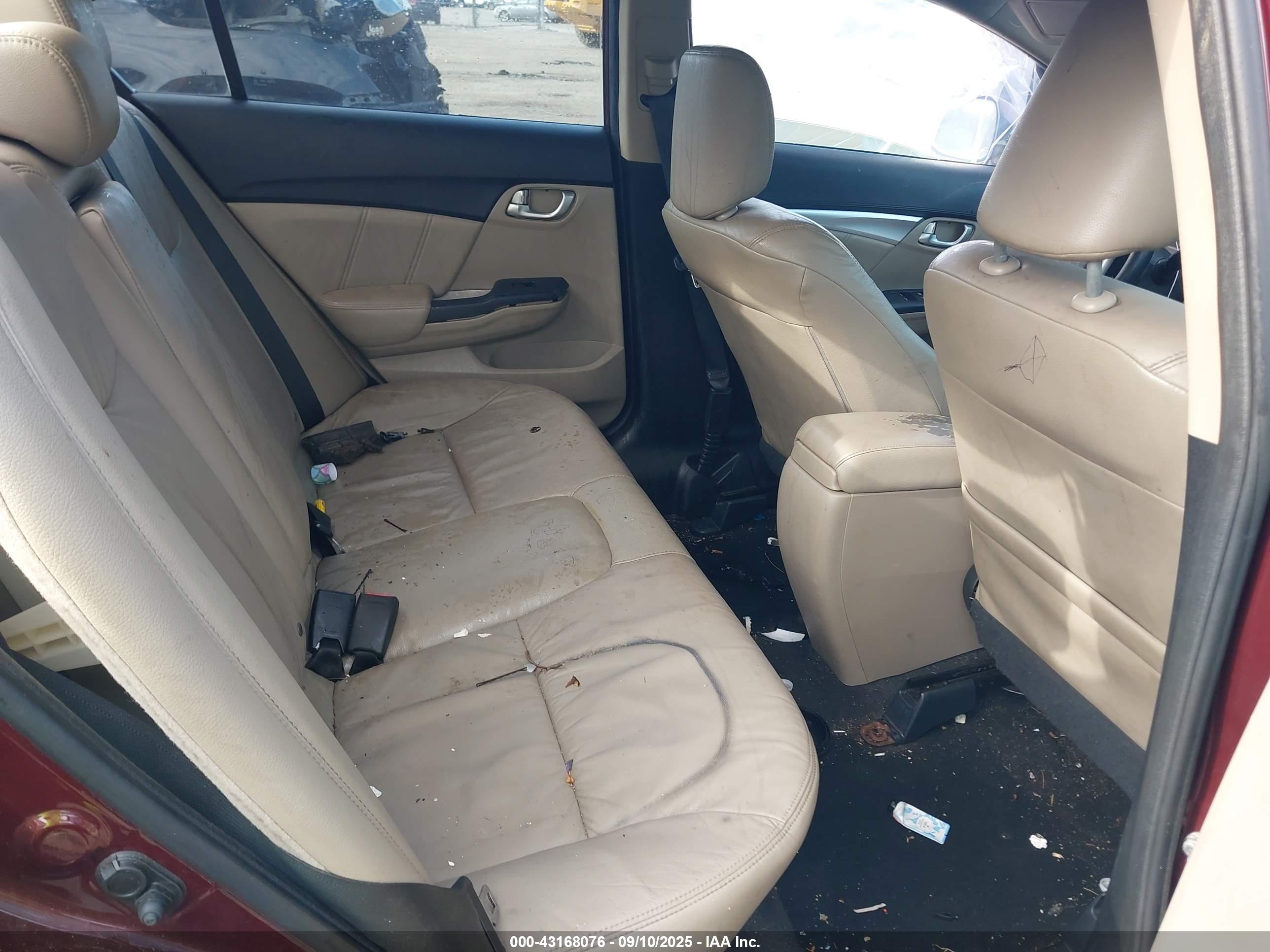 HONDA CIVIC image 8
