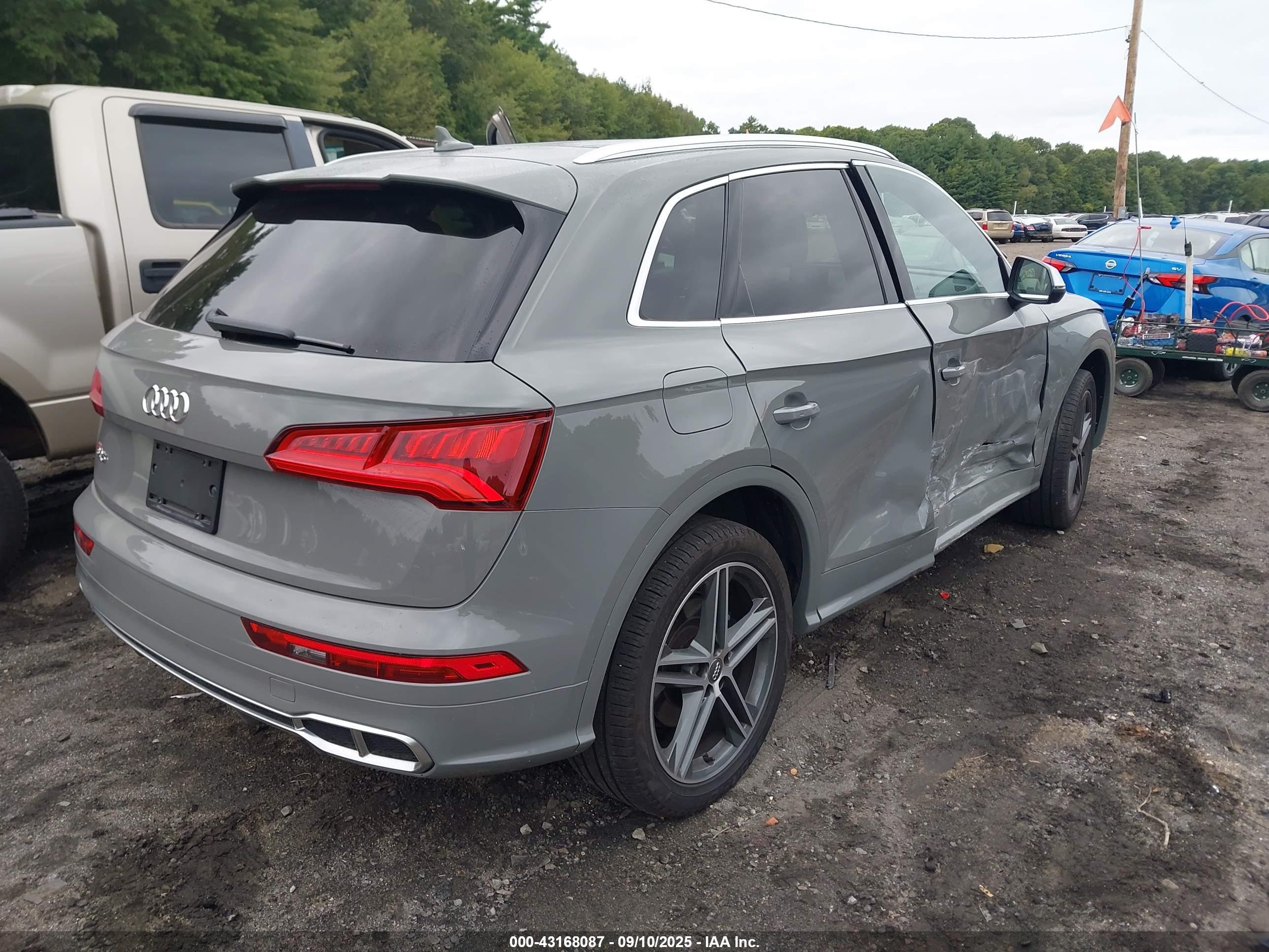 AUDI SQ5 image 4