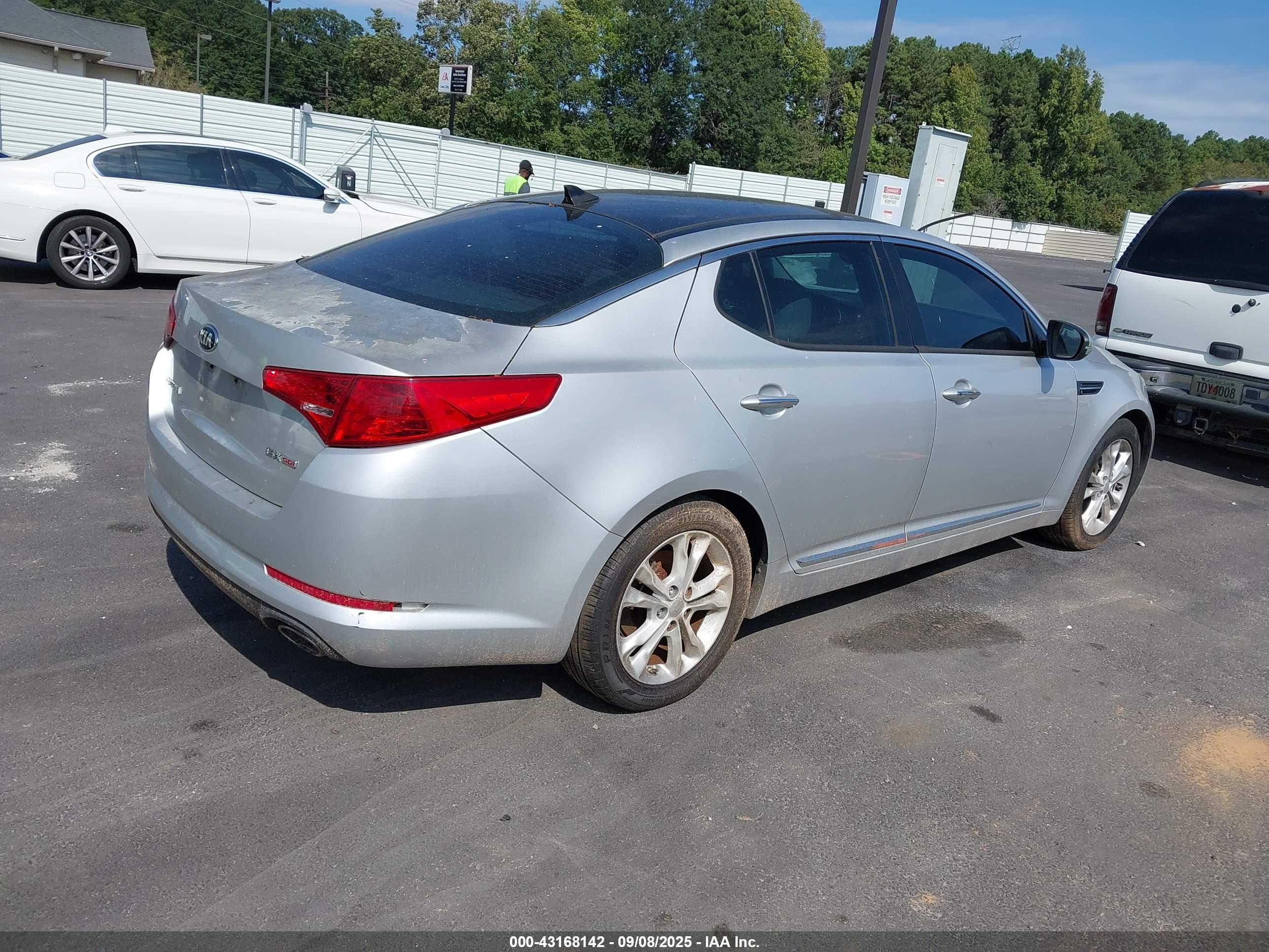 KIA OPTIMA image 4
