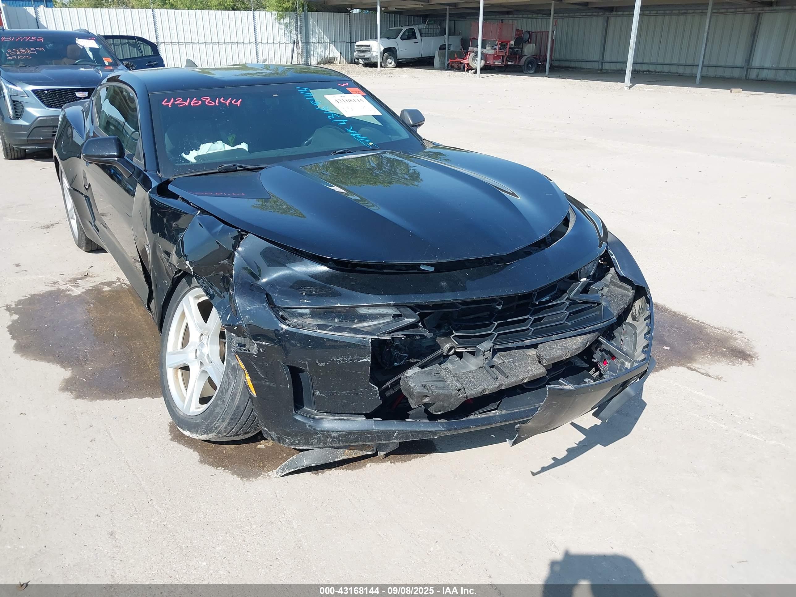 CHEVROLET CAMARO image 6