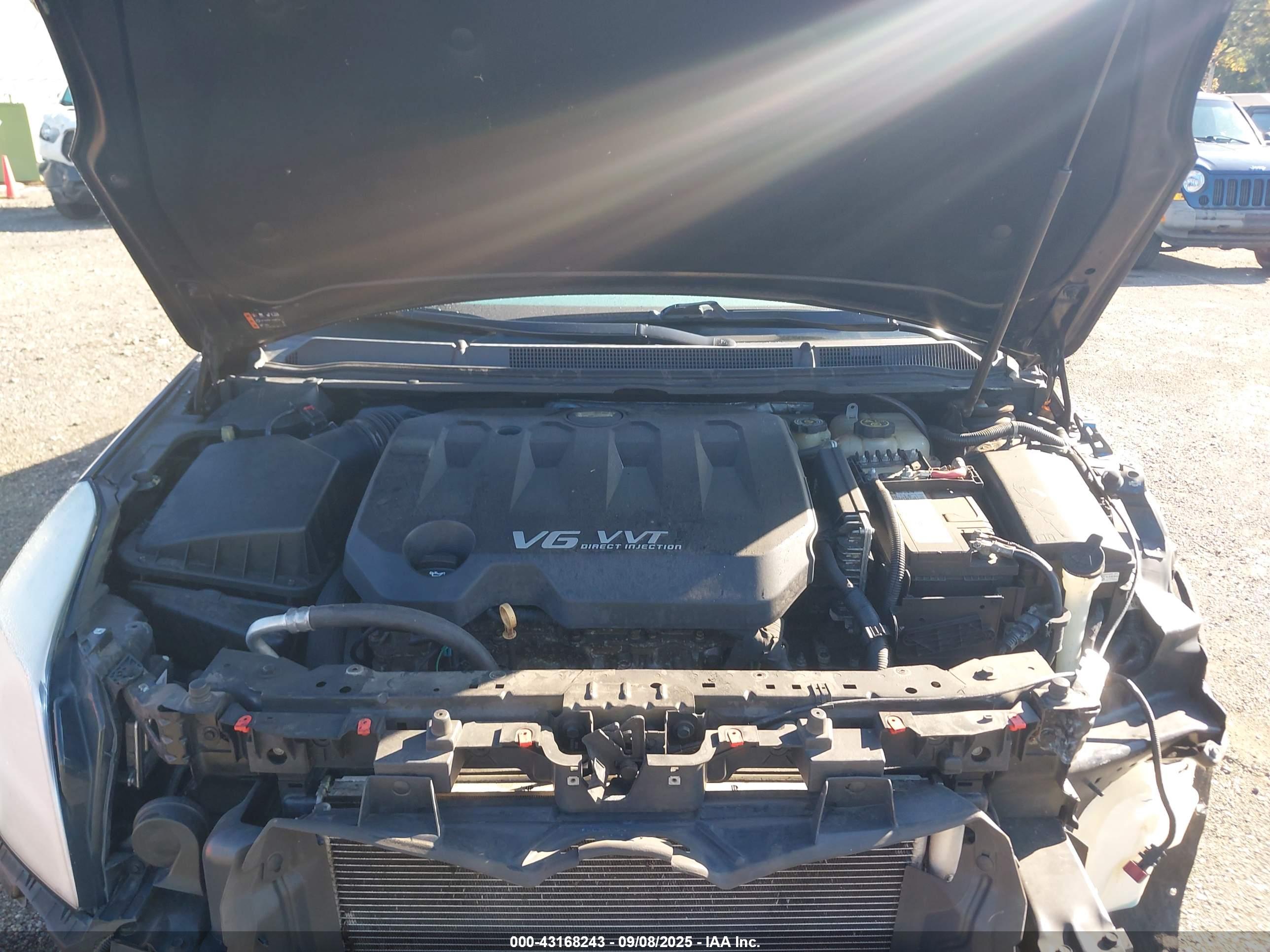 CADILLAC XTS image 10