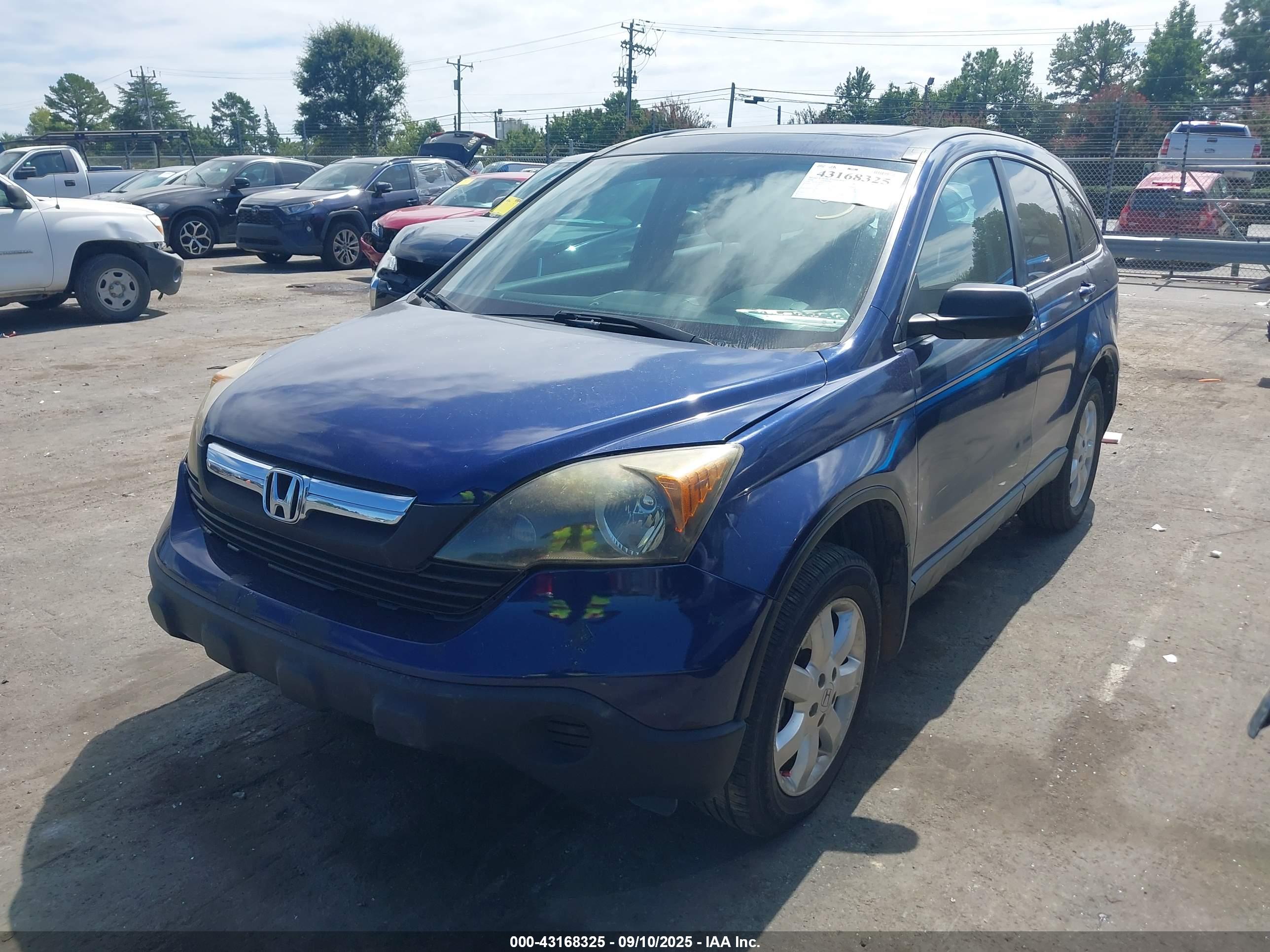 HONDA CR-V image 2
