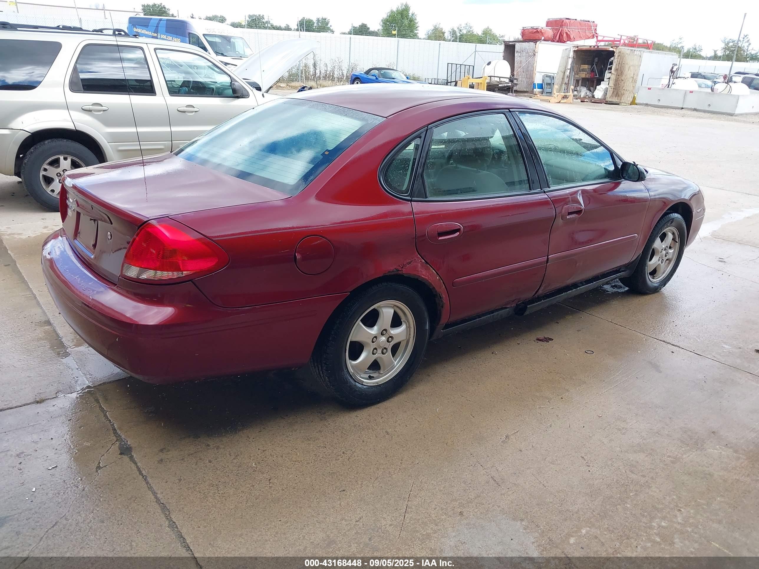 FORD TAURUS image 4