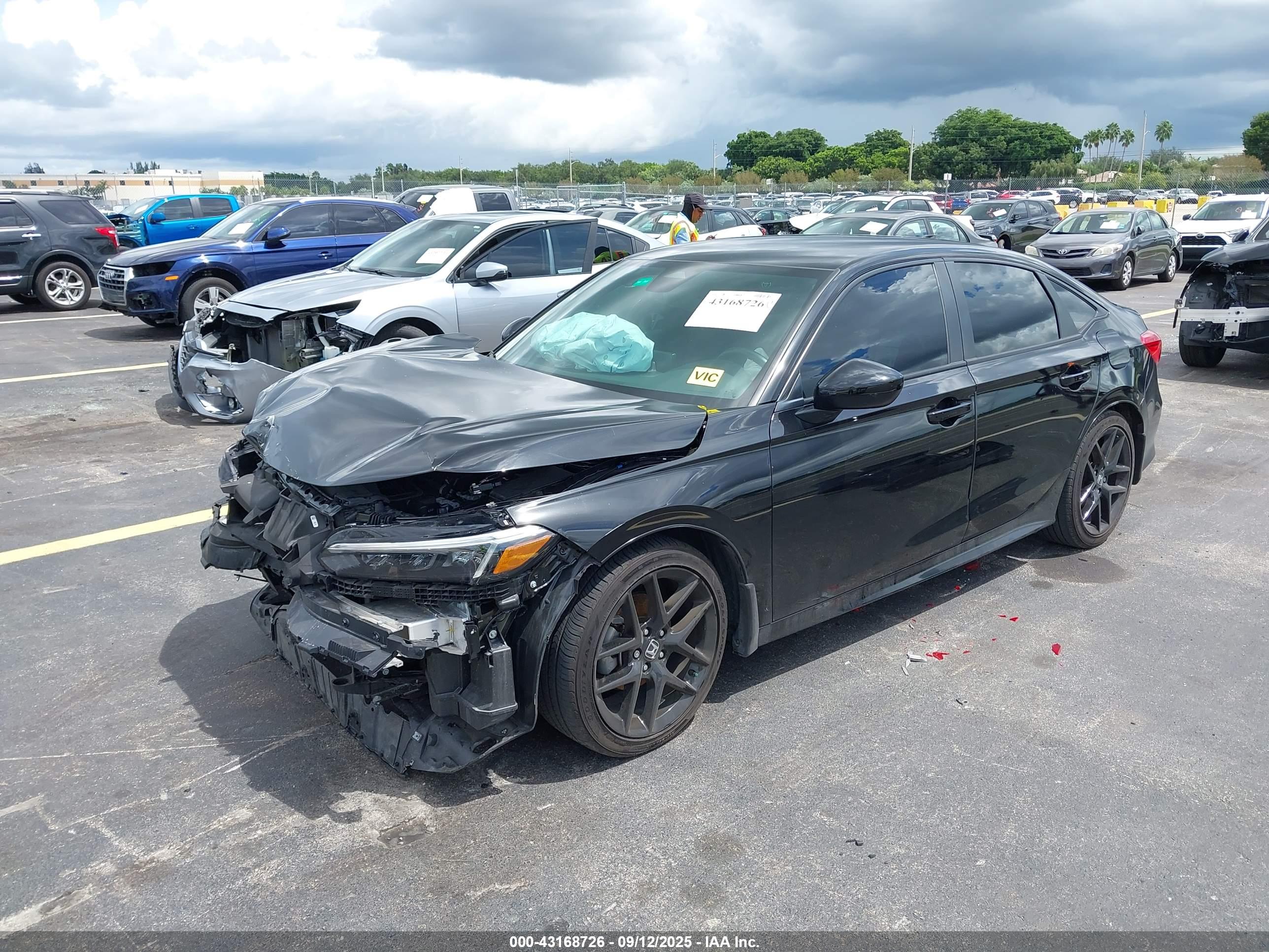 HONDA CIVIC image 2