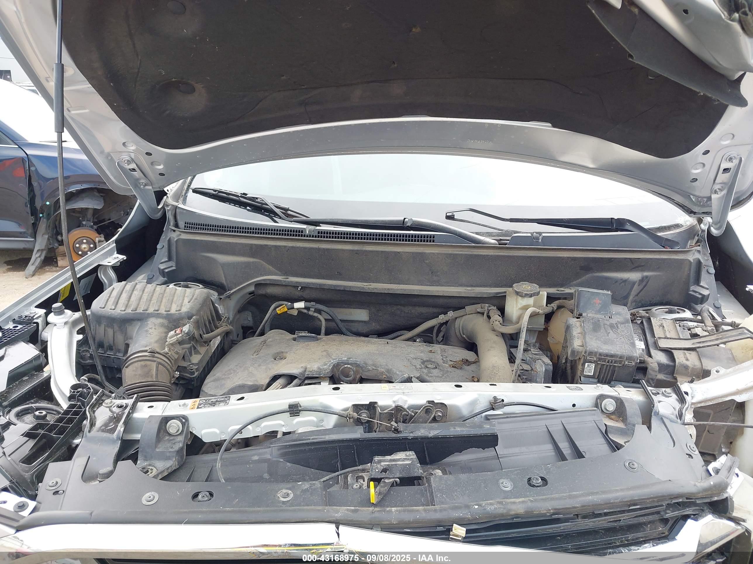 GMC TERRAIN image 10