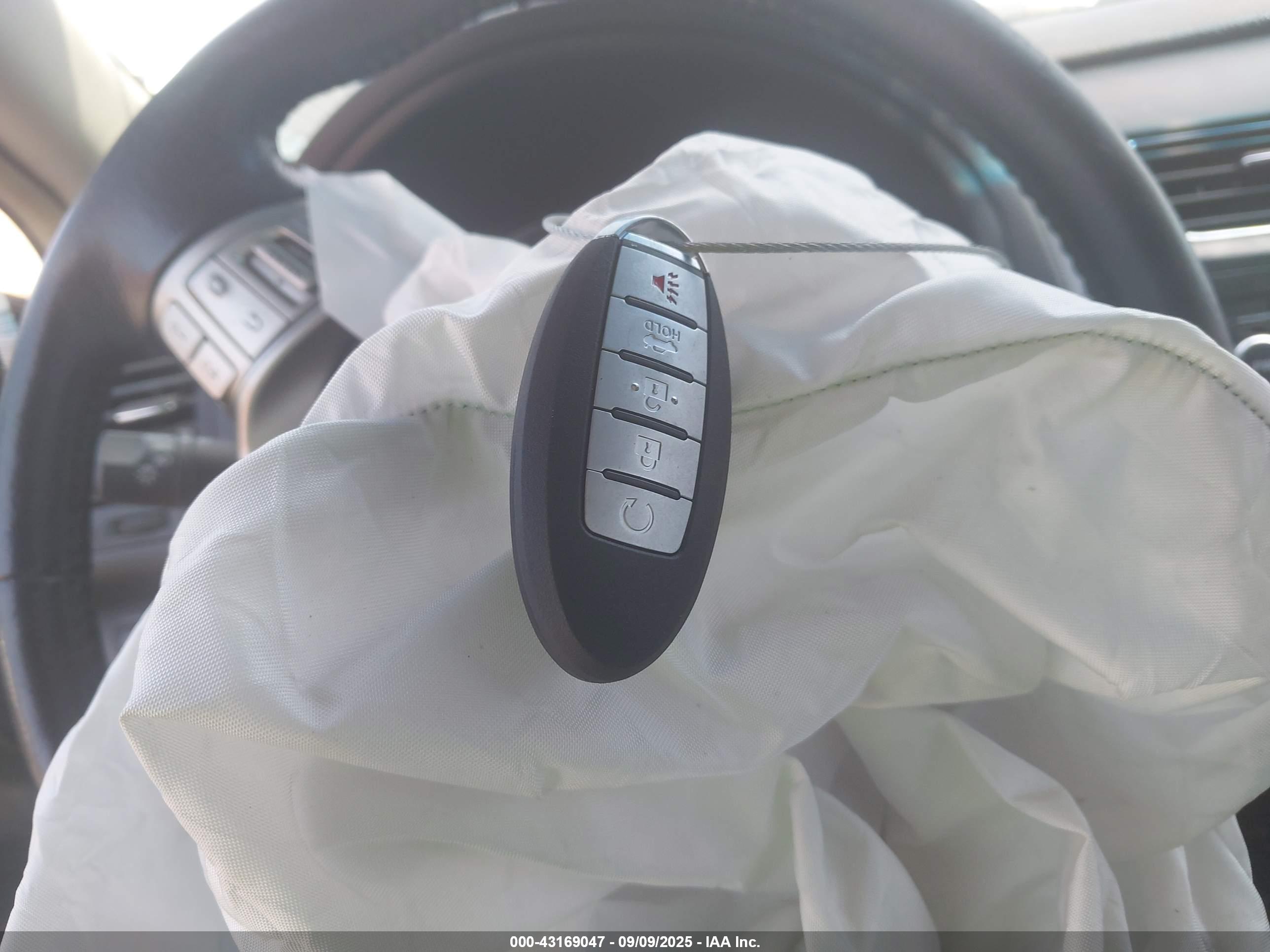 NISSAN ALTIMA image 11