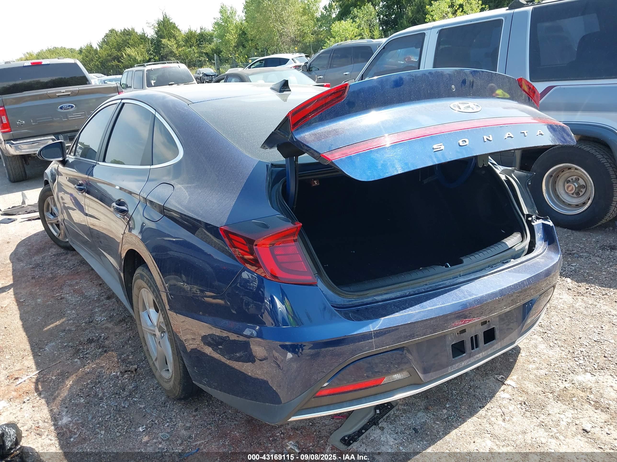 HYUNDAI SONATA image 3
