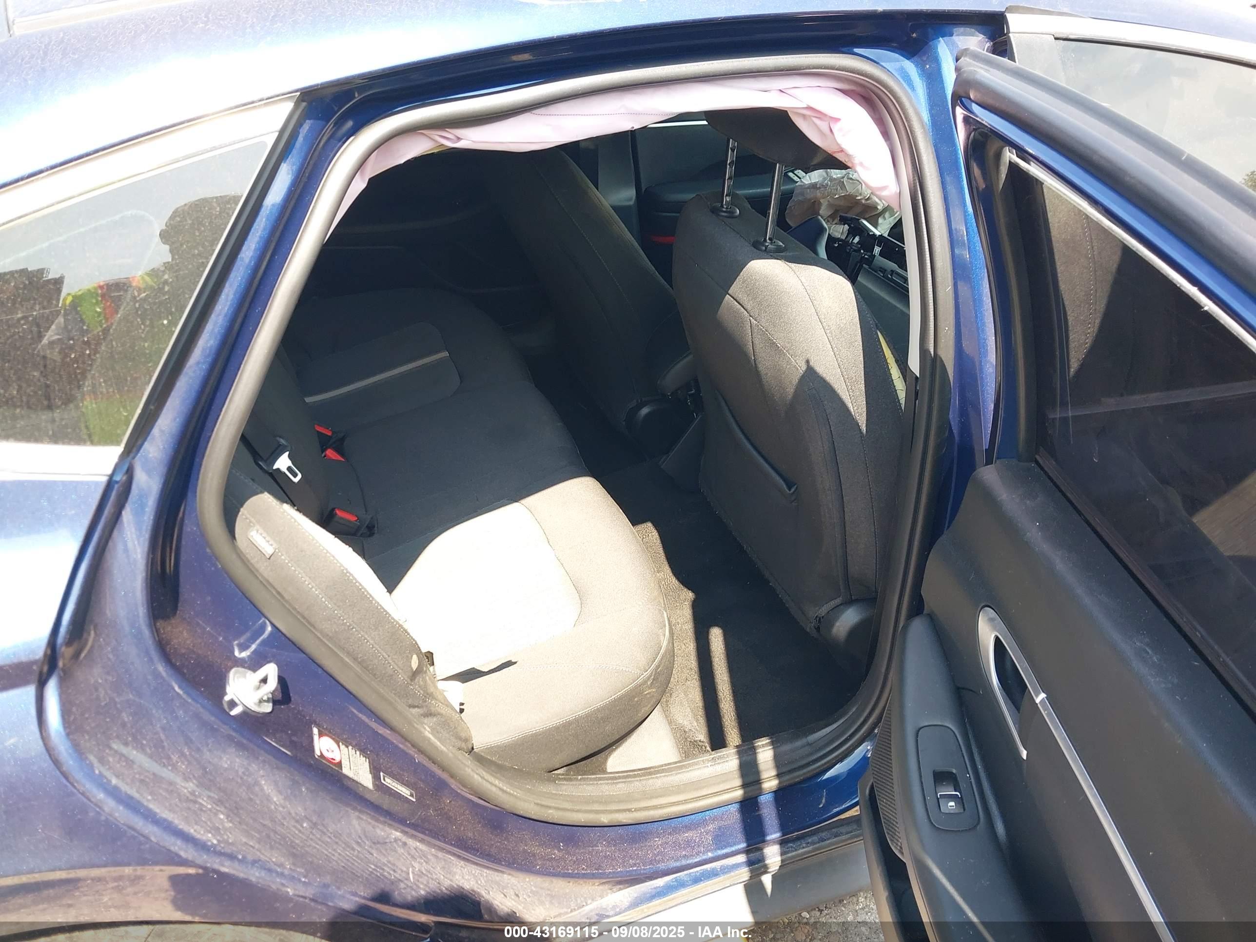 HYUNDAI SONATA image 8