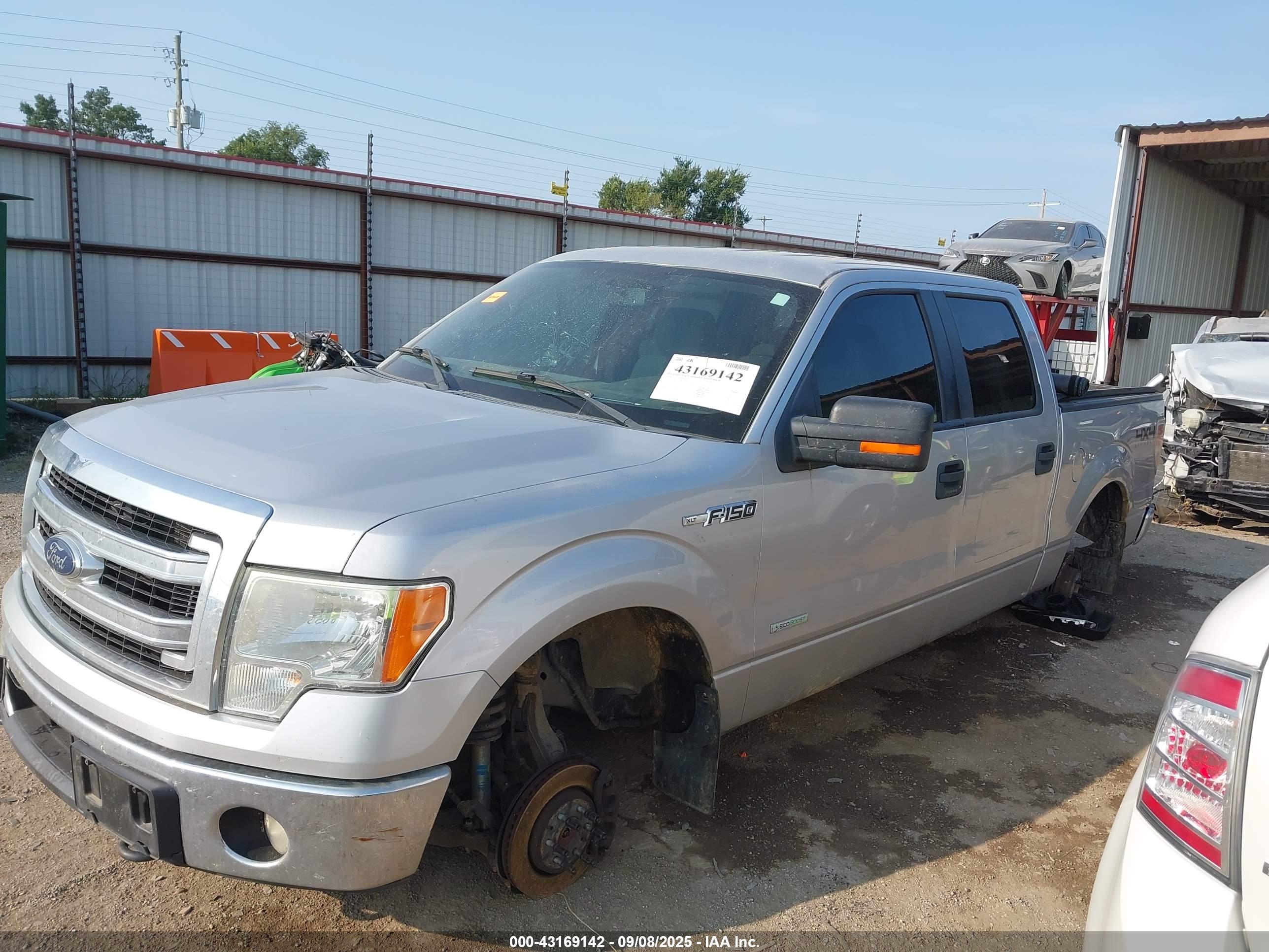 FORD F-150 image 2
