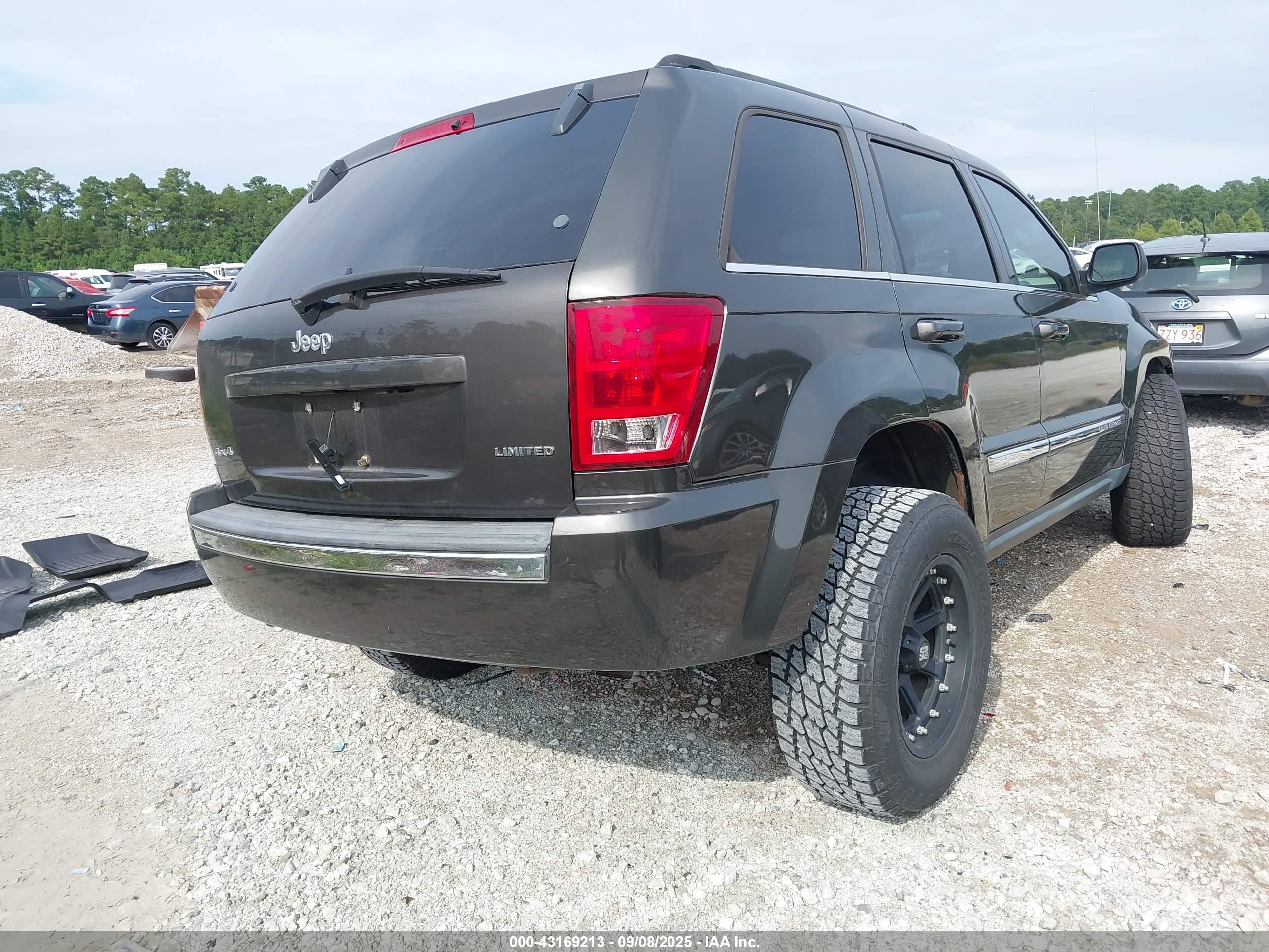 JEEP GRAND image 4