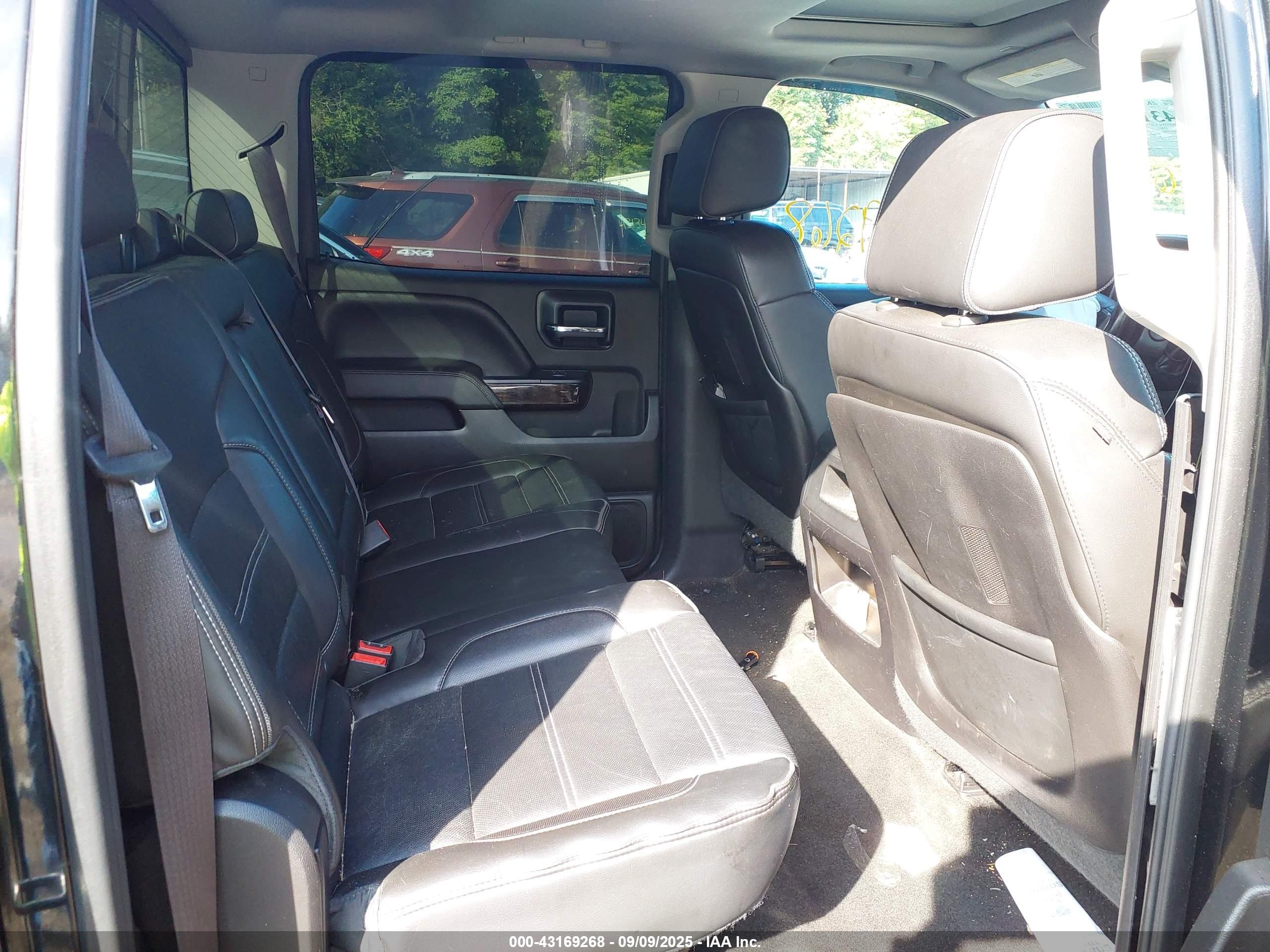 GMC SIERRA image 8