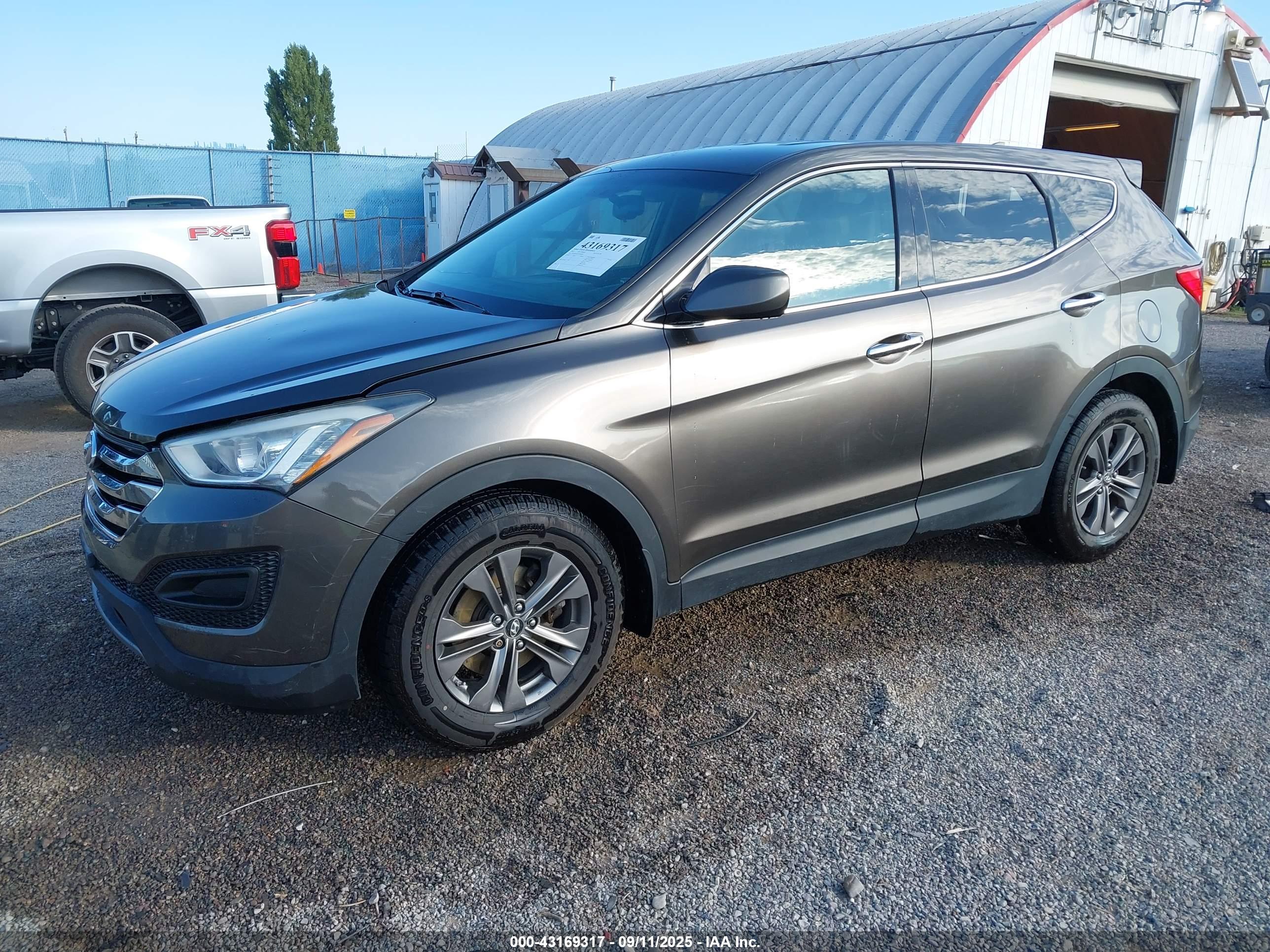 HYUNDAI SANTA image 2