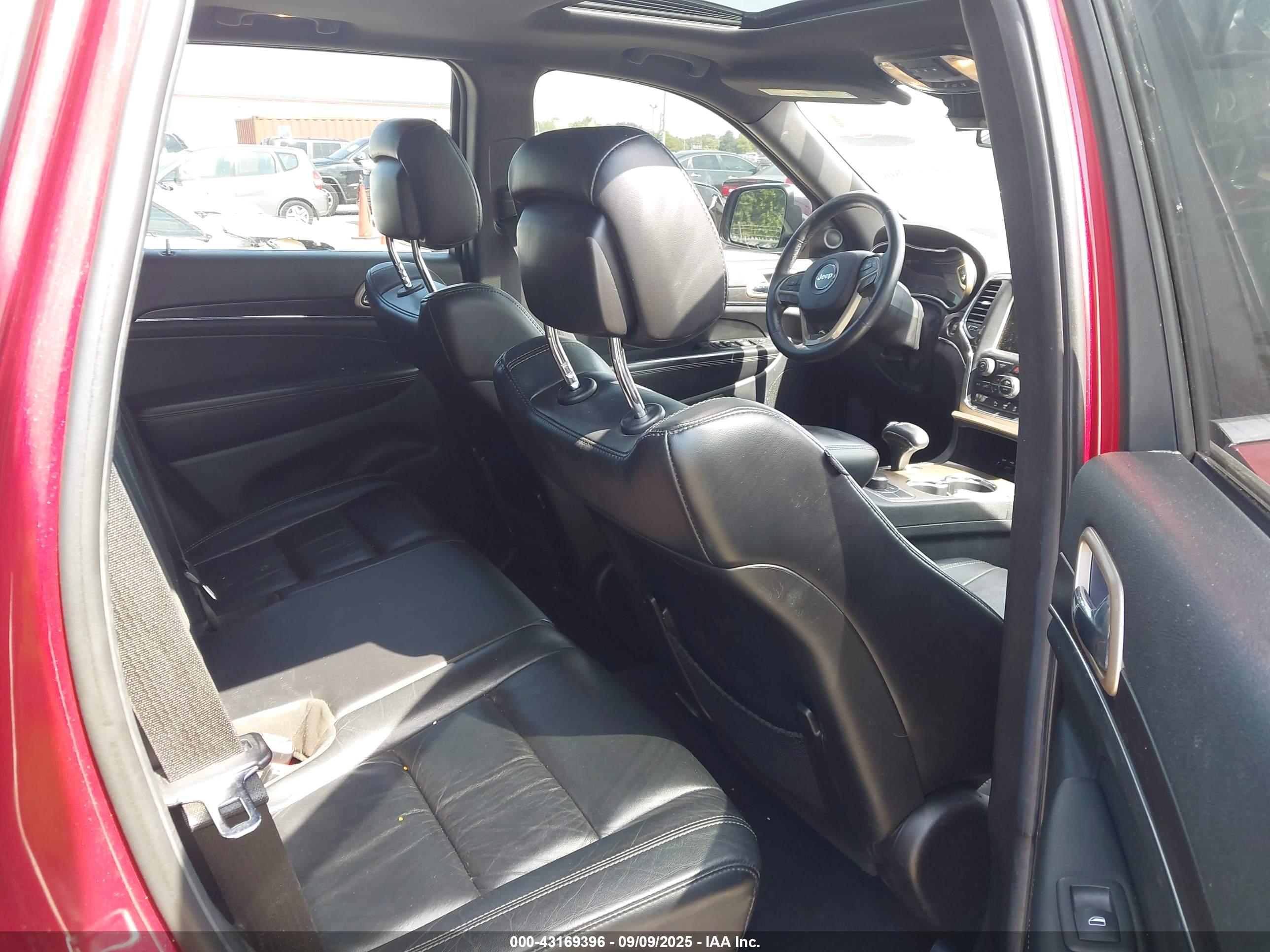 JEEP GRAND image 8