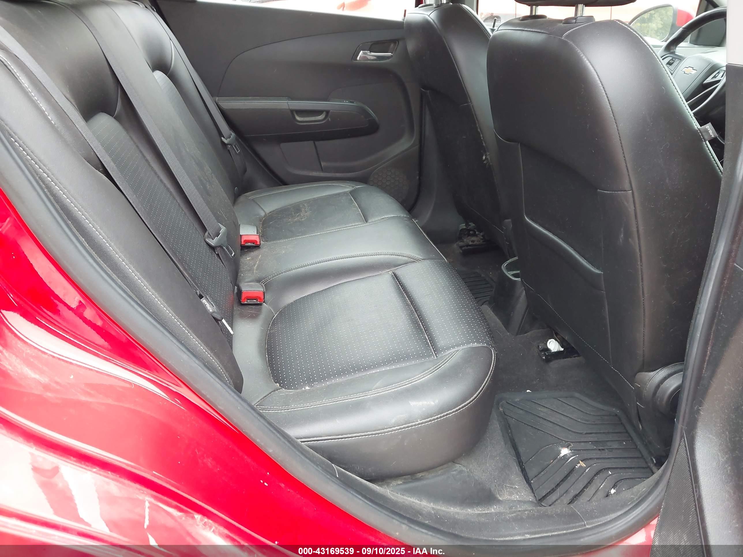 CHEVROLET SONIC image 8