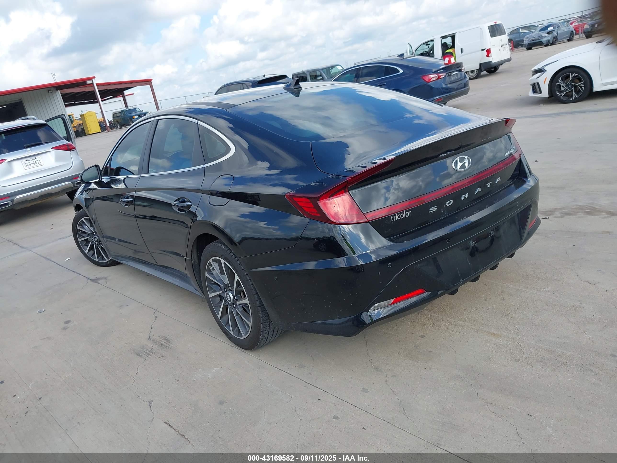 HYUNDAI SONATA image 3