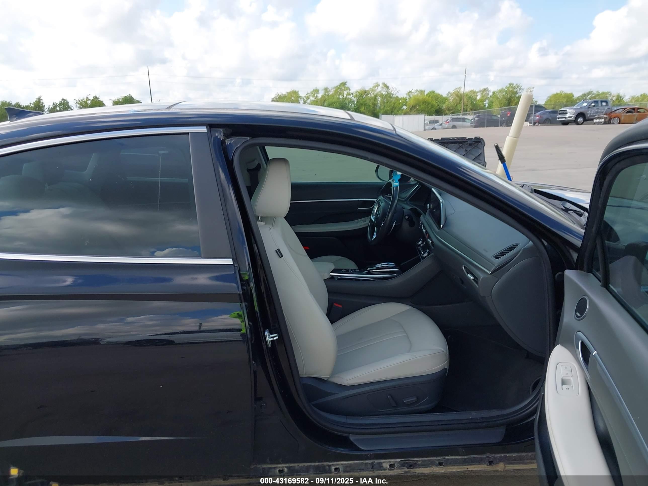 HYUNDAI SONATA image 5