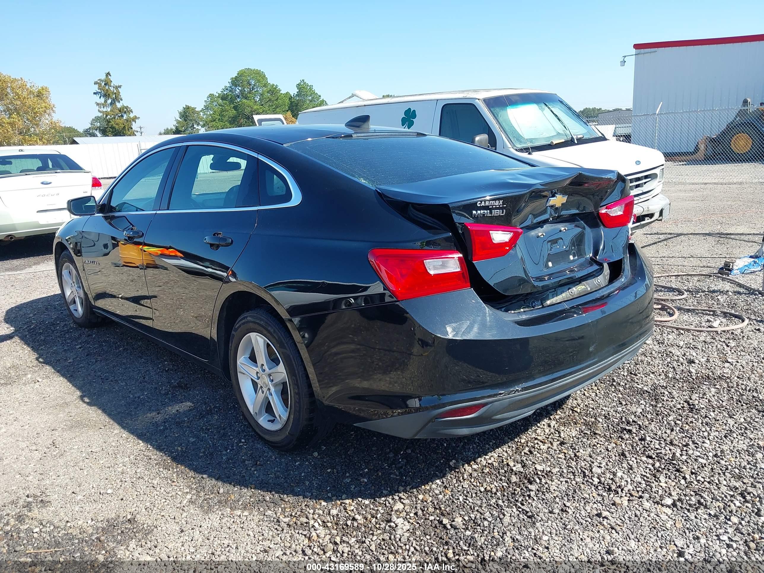 CHEVROLET MALIBU image 3