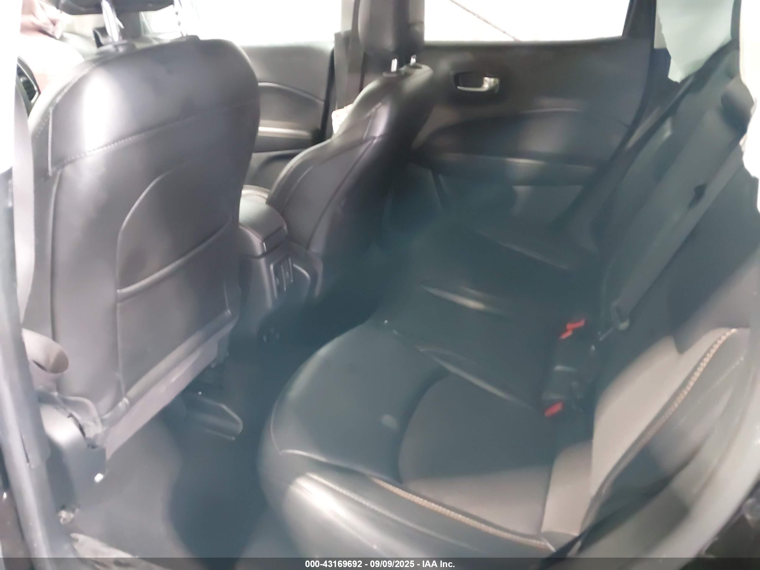 JEEP COMPASS image 8