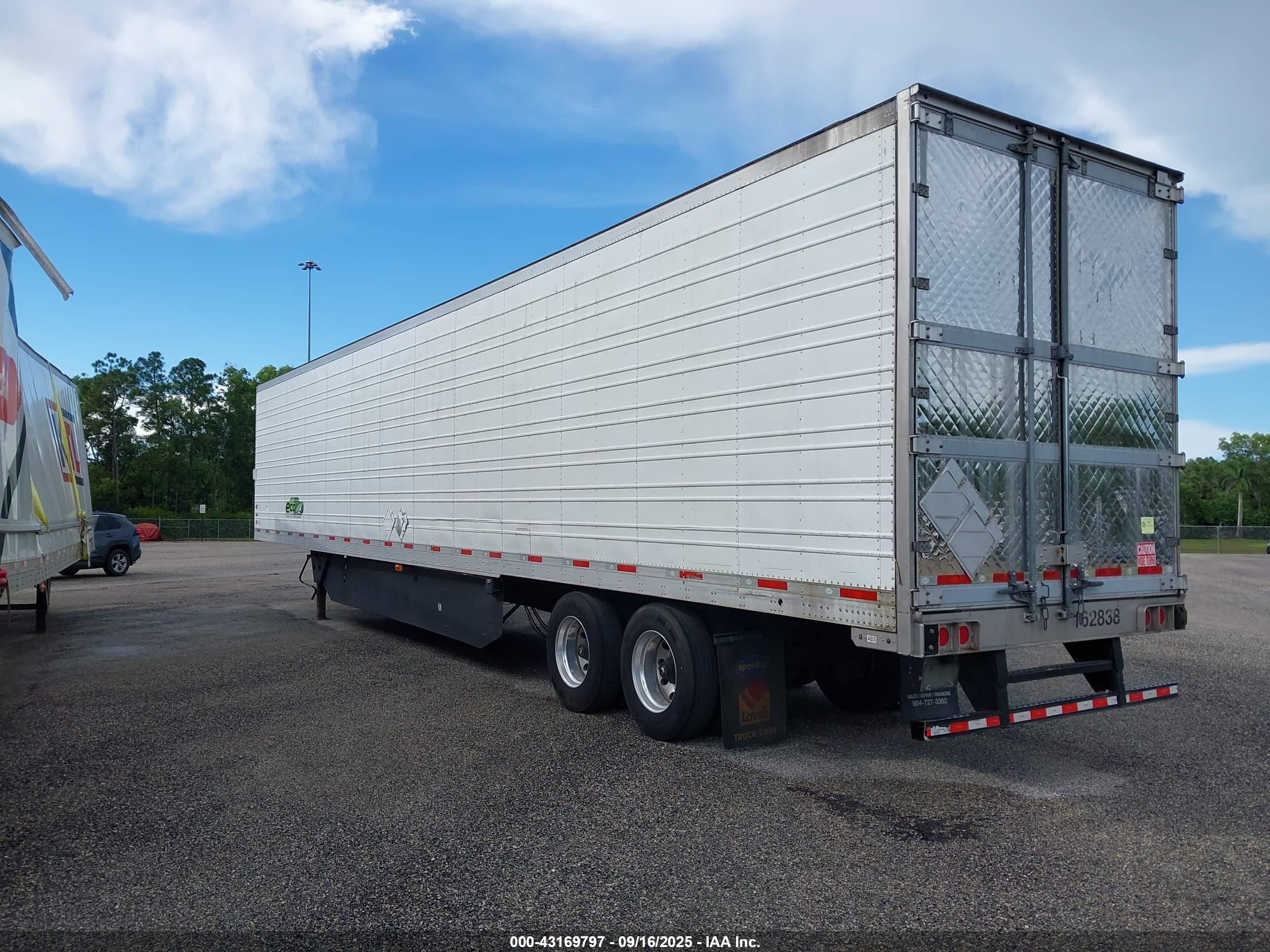 UTILITY TRAILER image 3