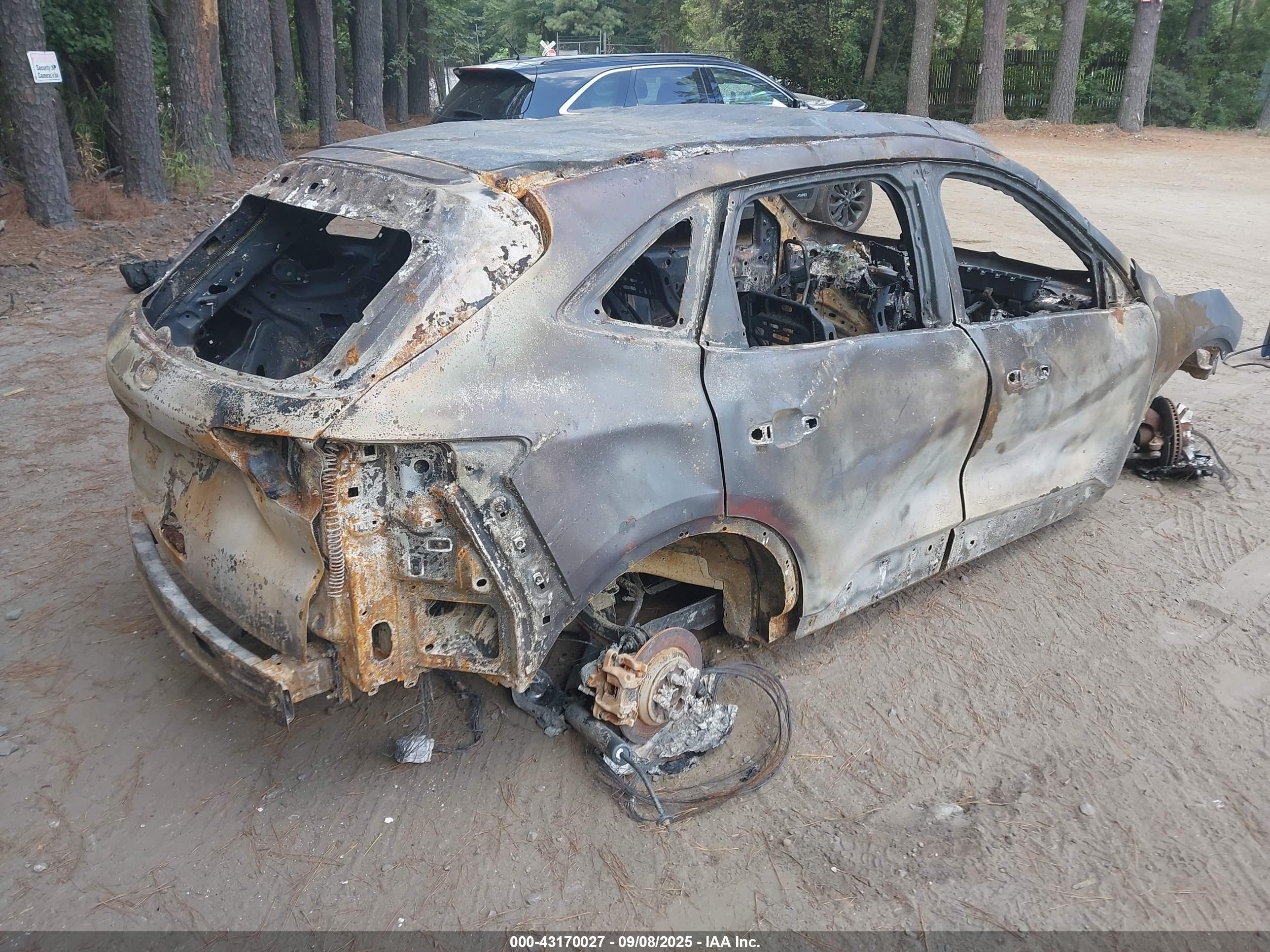 FORD ESCAPE image 4