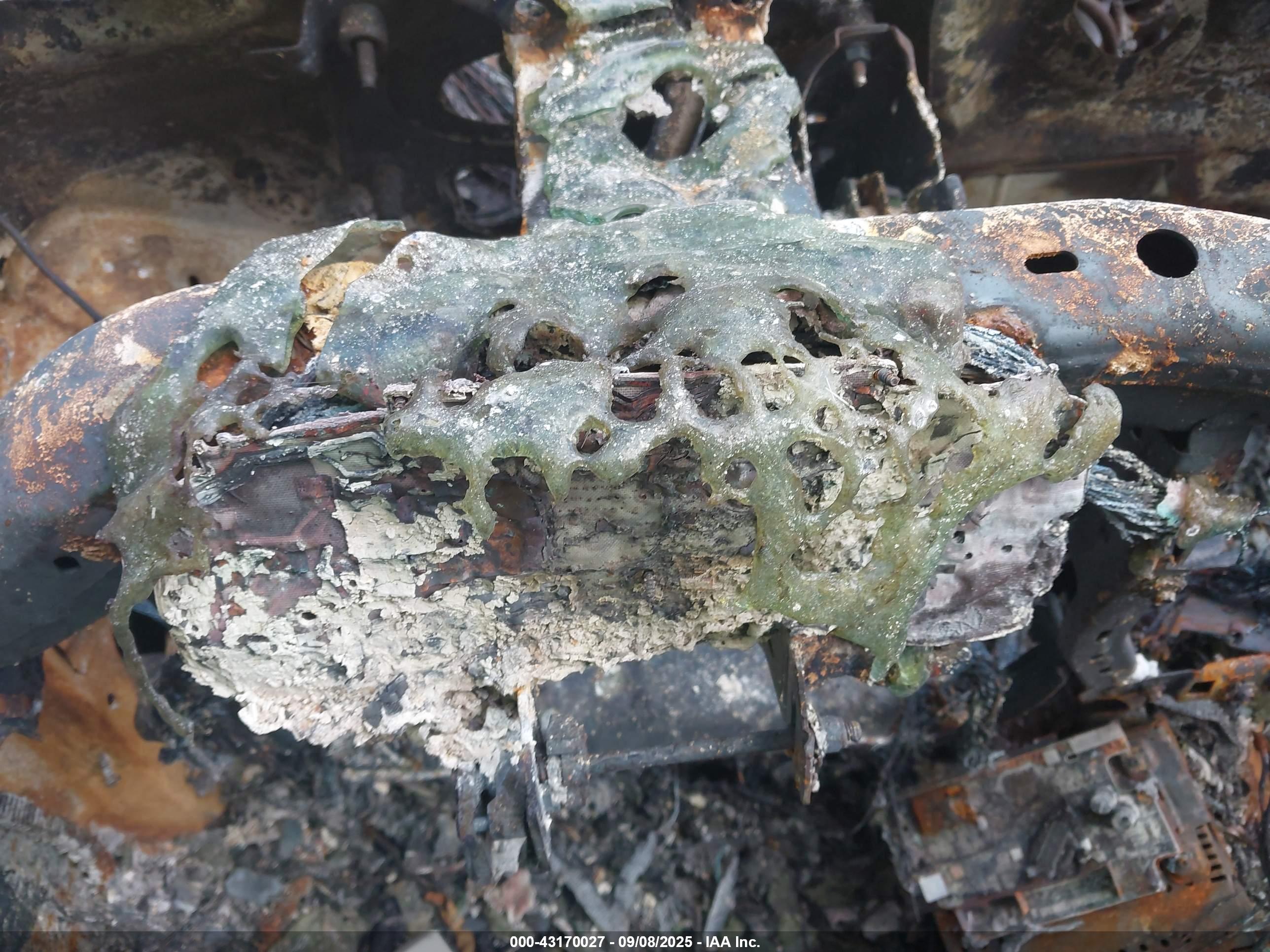 FORD ESCAPE image 7
