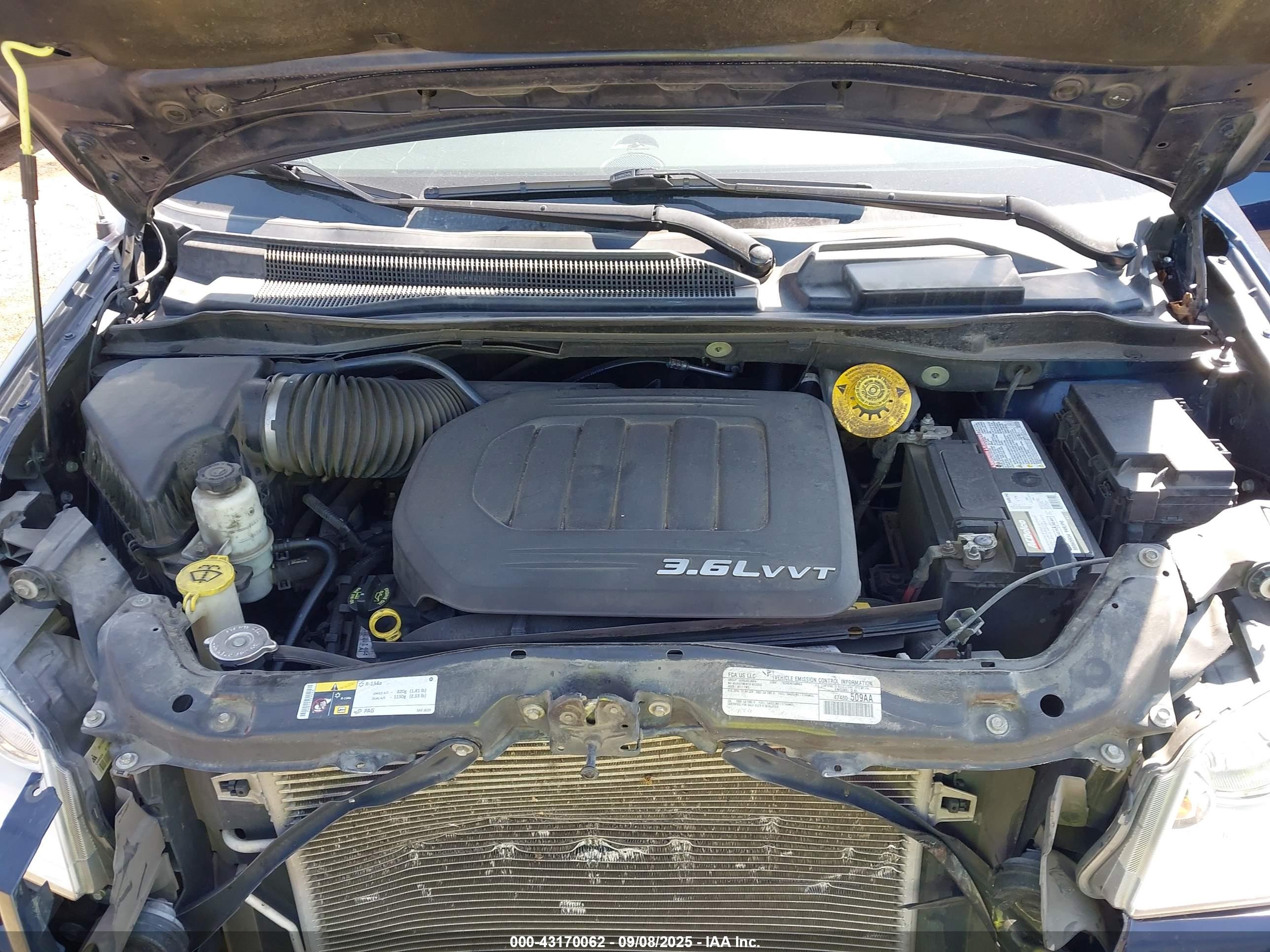 CHRYSLER TOWN image 10