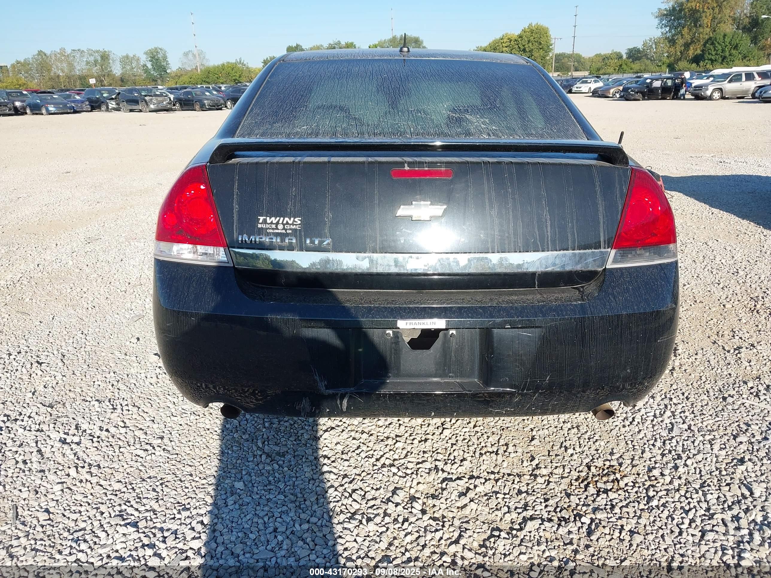 CHEVROLET IMPALA image 6