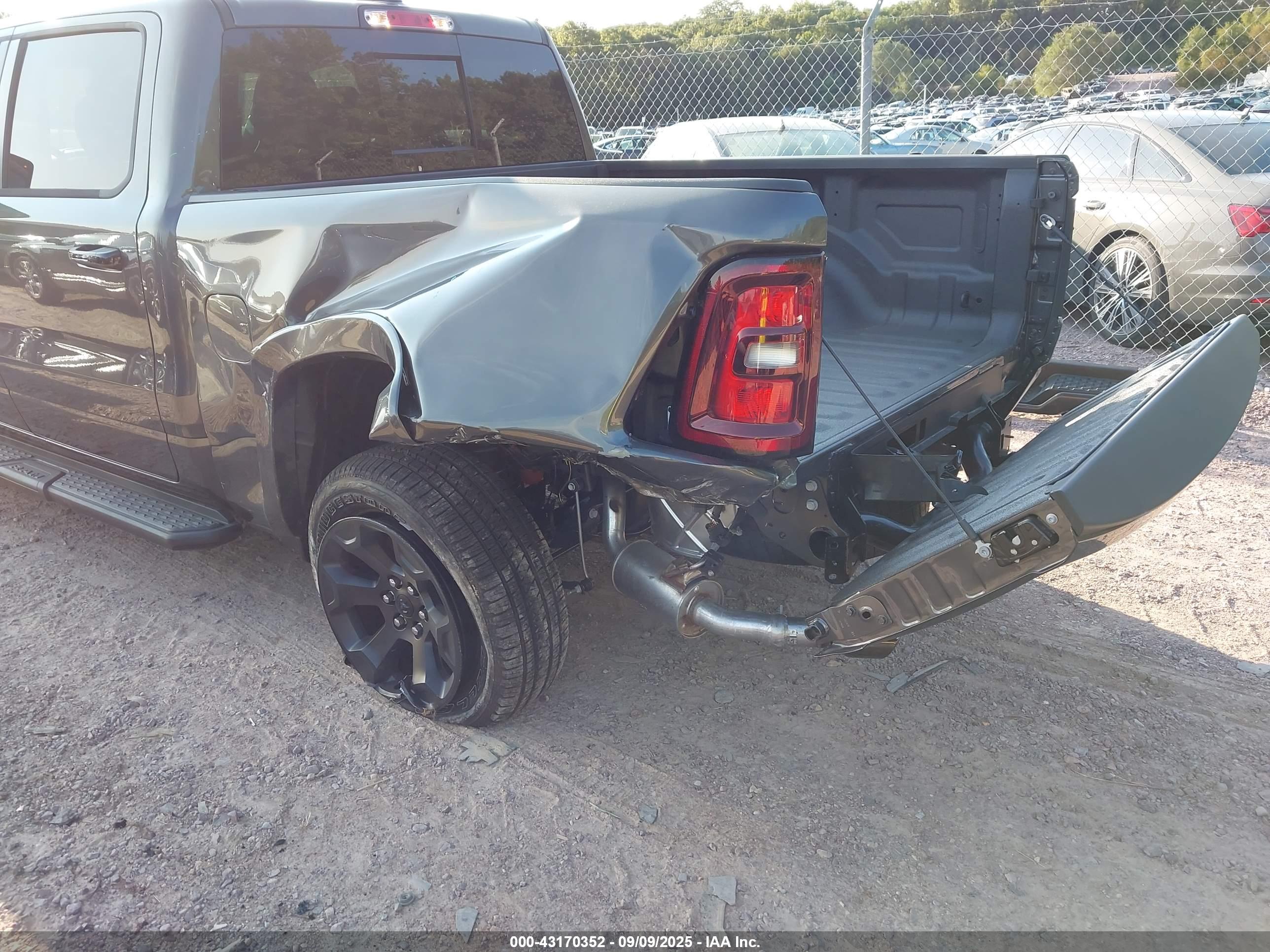 RAM 1500 image 6
