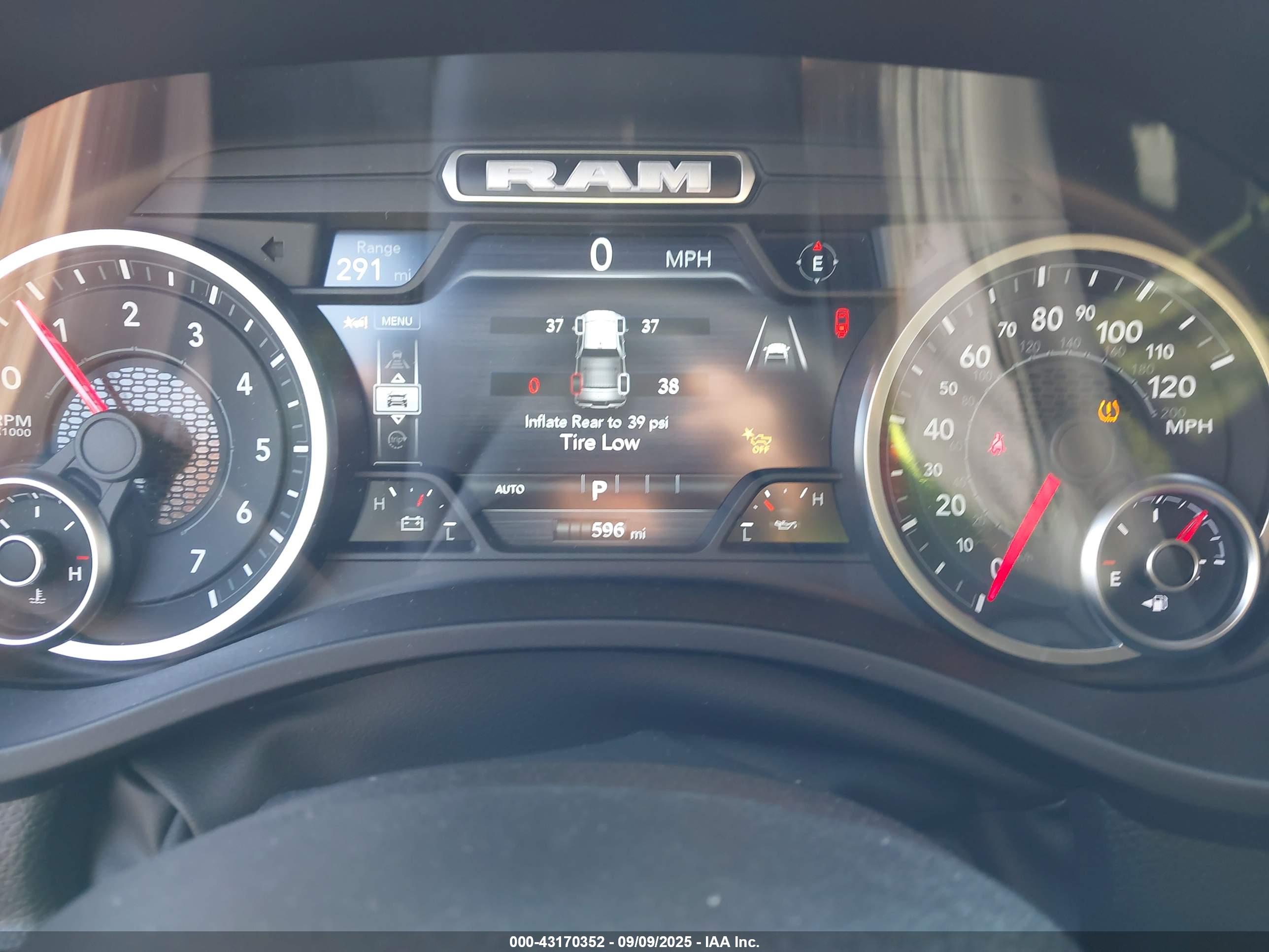 RAM 1500 image 7