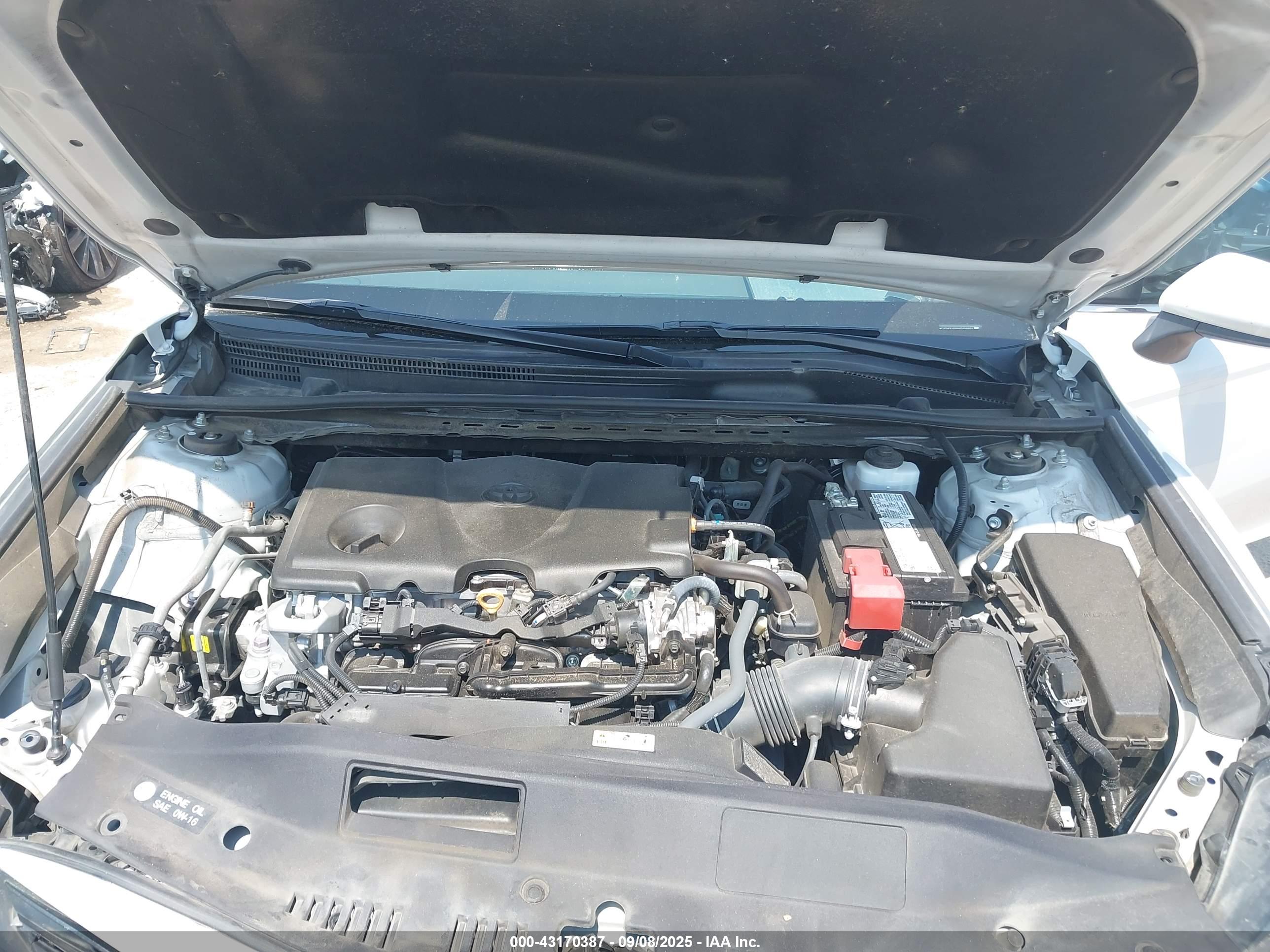 TOYOTA CAMRY image 10
