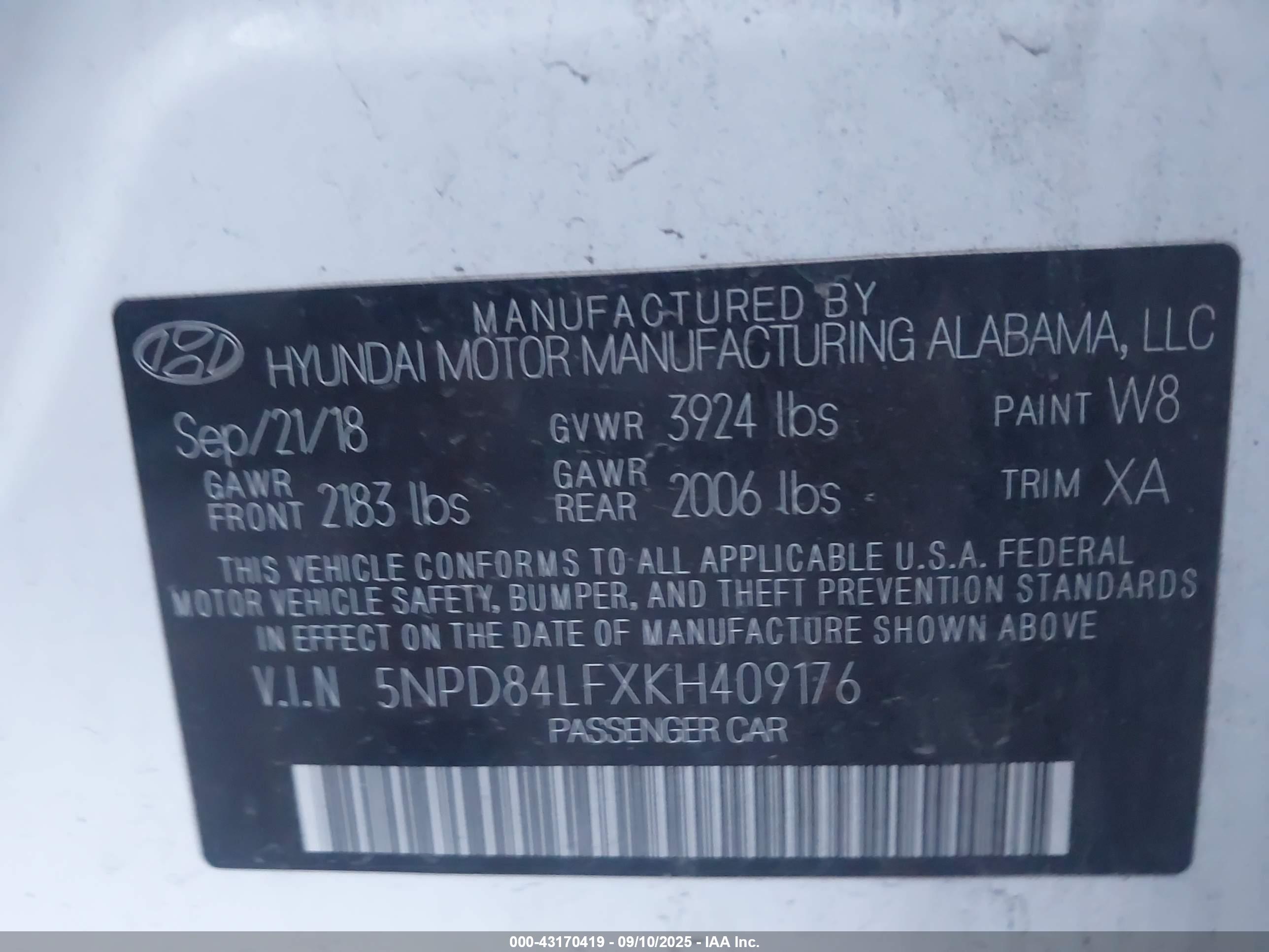 HYUNDAI ELANTRA image 9