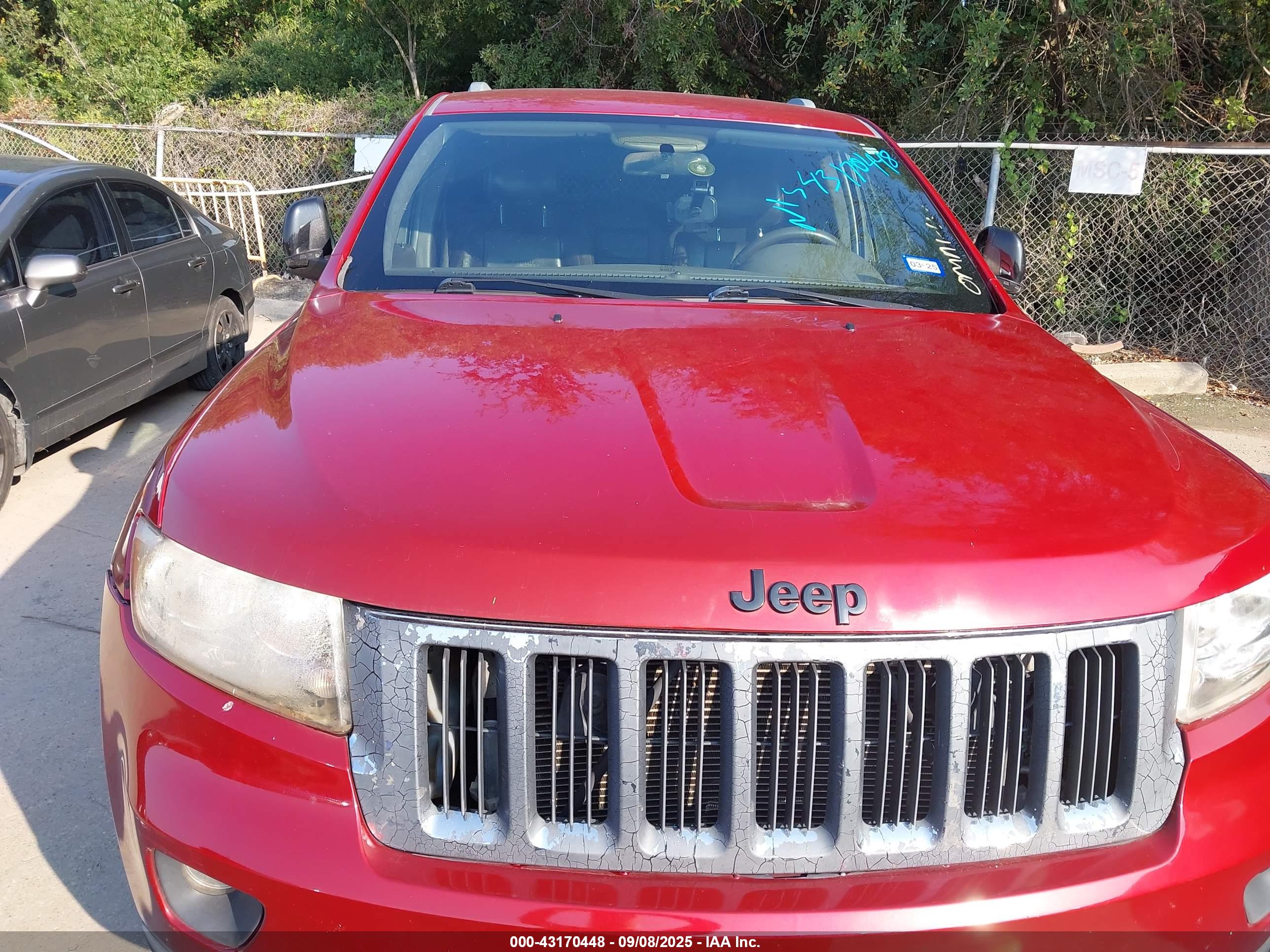 JEEP GRAND image 6
