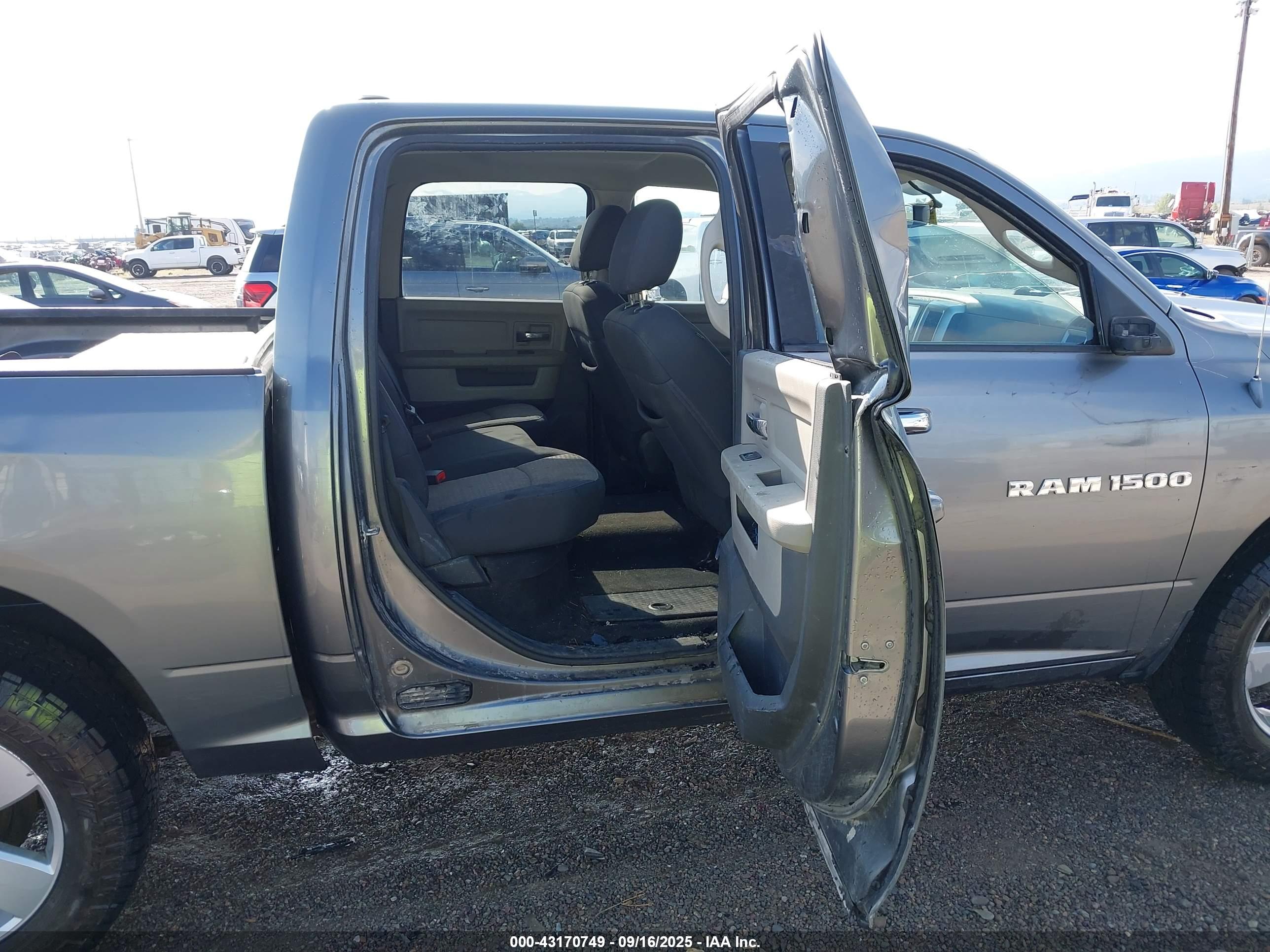 RAM 1500 image 8